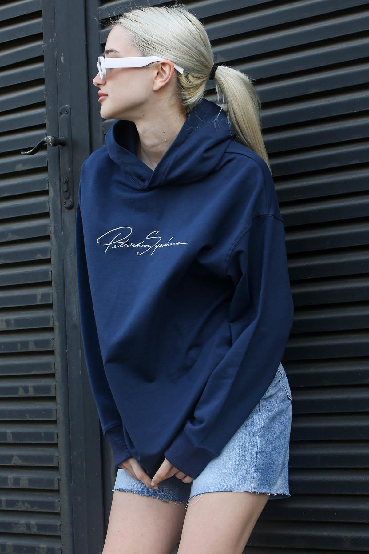 Lacivert Nakışlı Kapüşonlu Kadın Sweatshirt MG1691