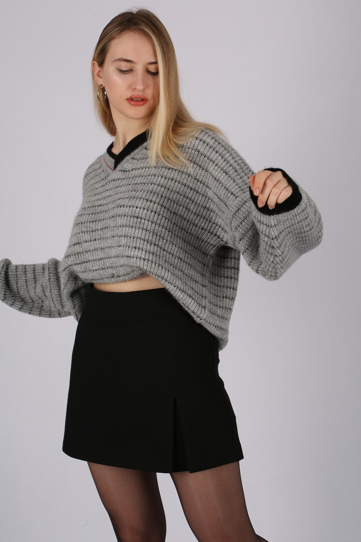 Mad Girl Siyah Yırtmaçlı Şort Etek MG1333