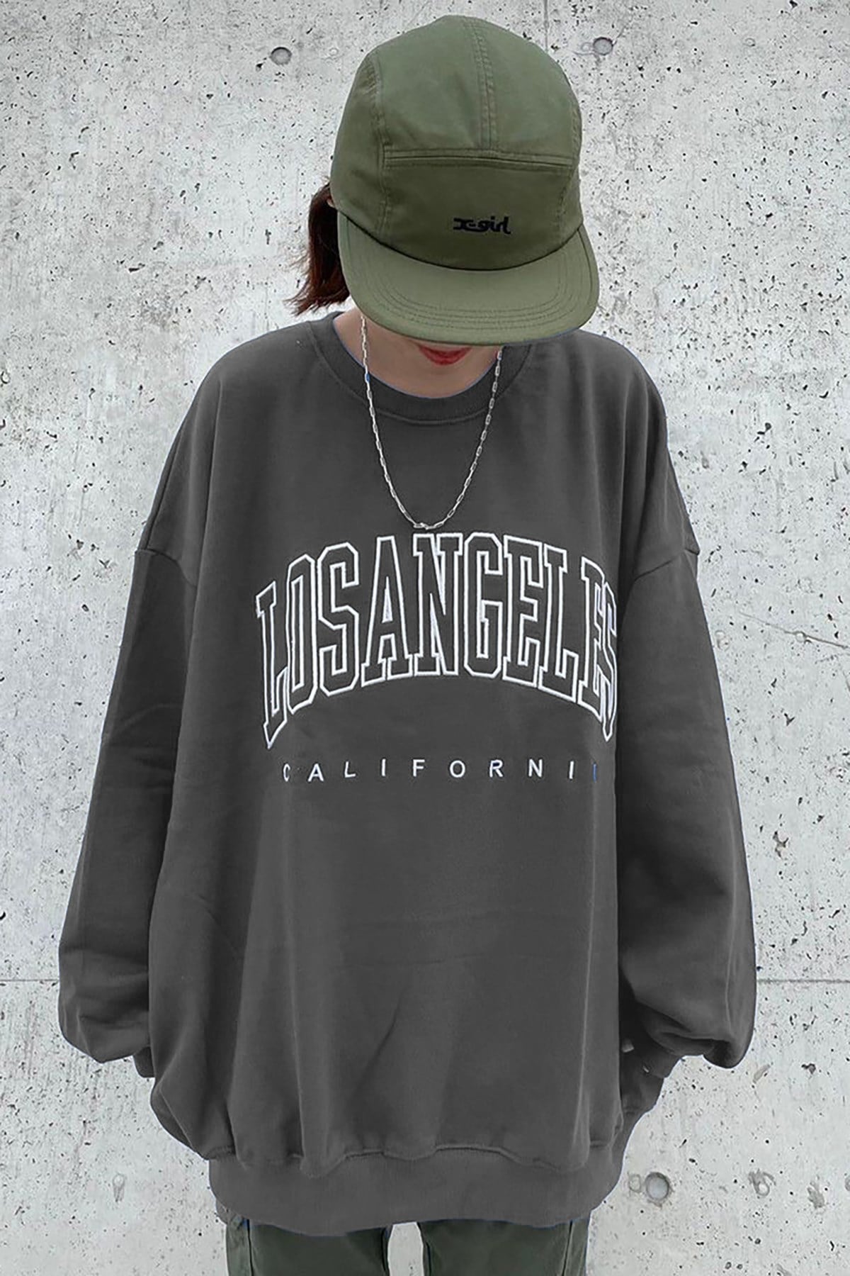 Mad Girls Antrasit Baskılı Oversize Kadın Sweatshirt MG780
