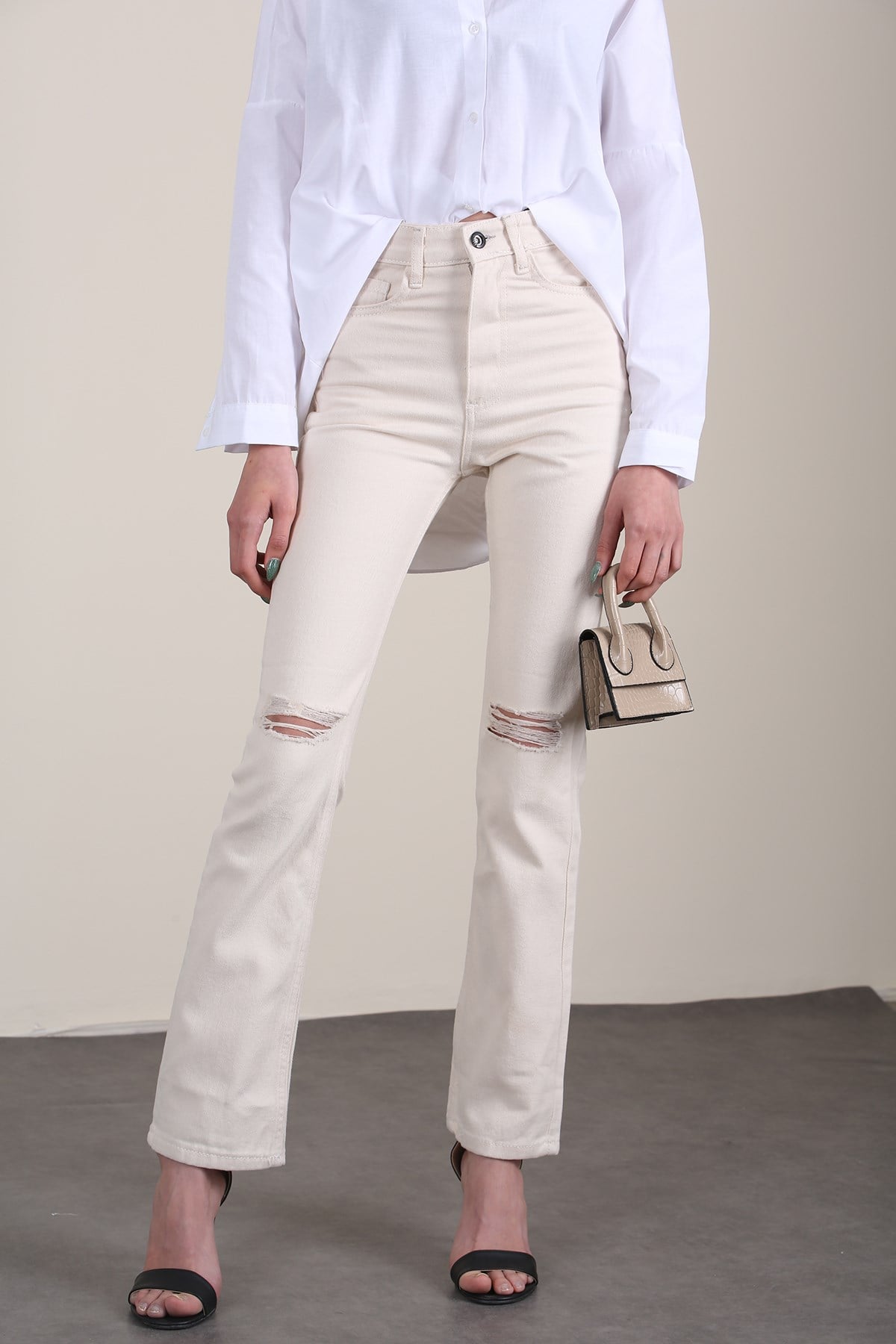 Mad Girls Bej Yırtık Detaylı Jean MG1305