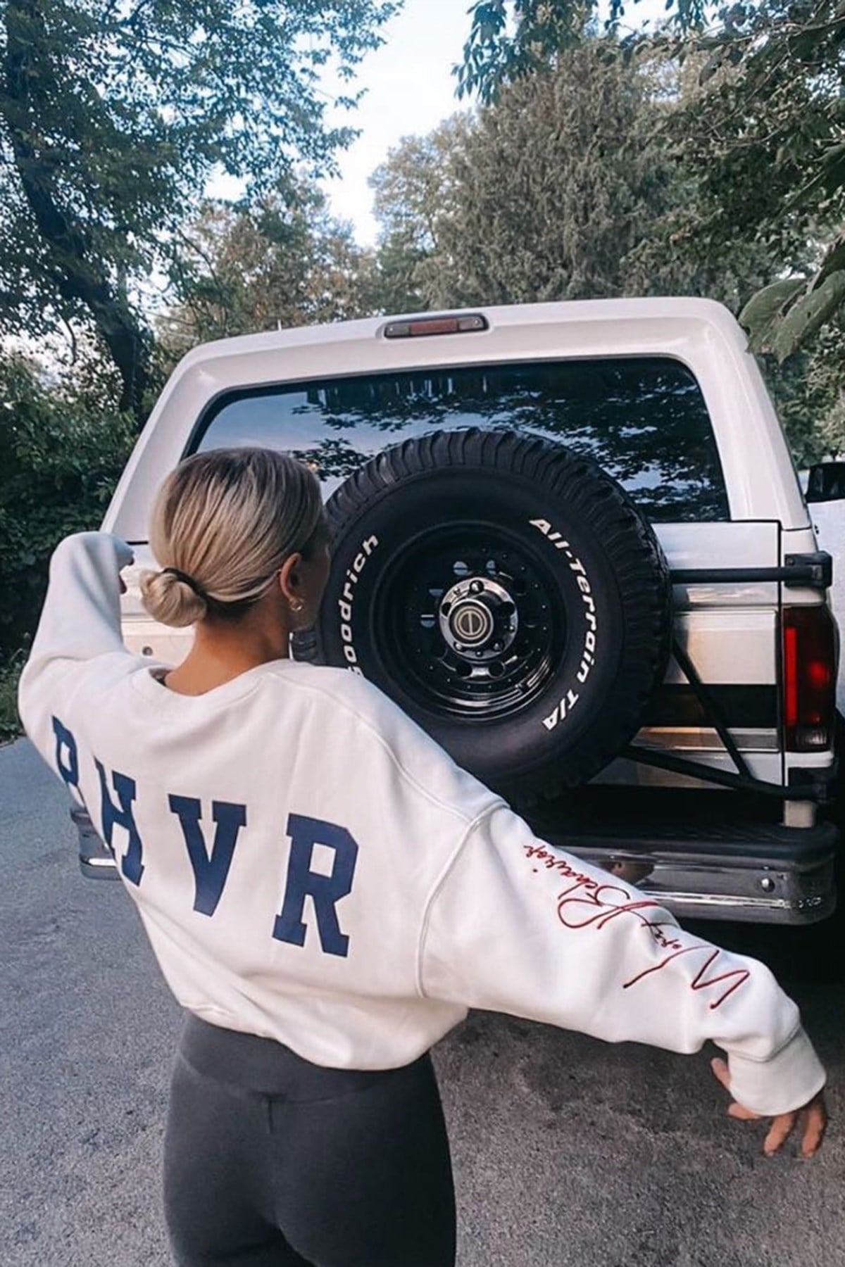 Mad Girls Beyaz Sweatshirt MG1180