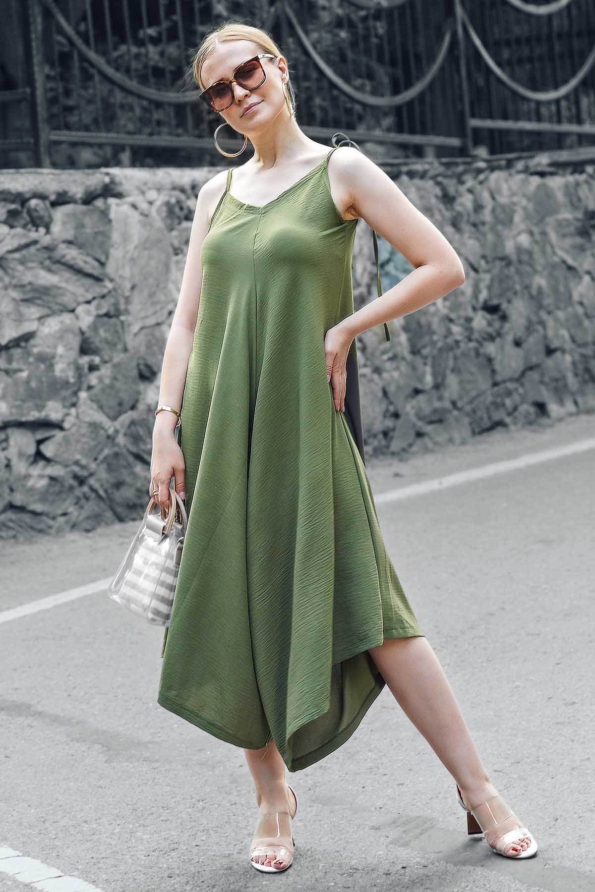 Mad Girls Green Loose Cut Strapped Jumpsuit MG446