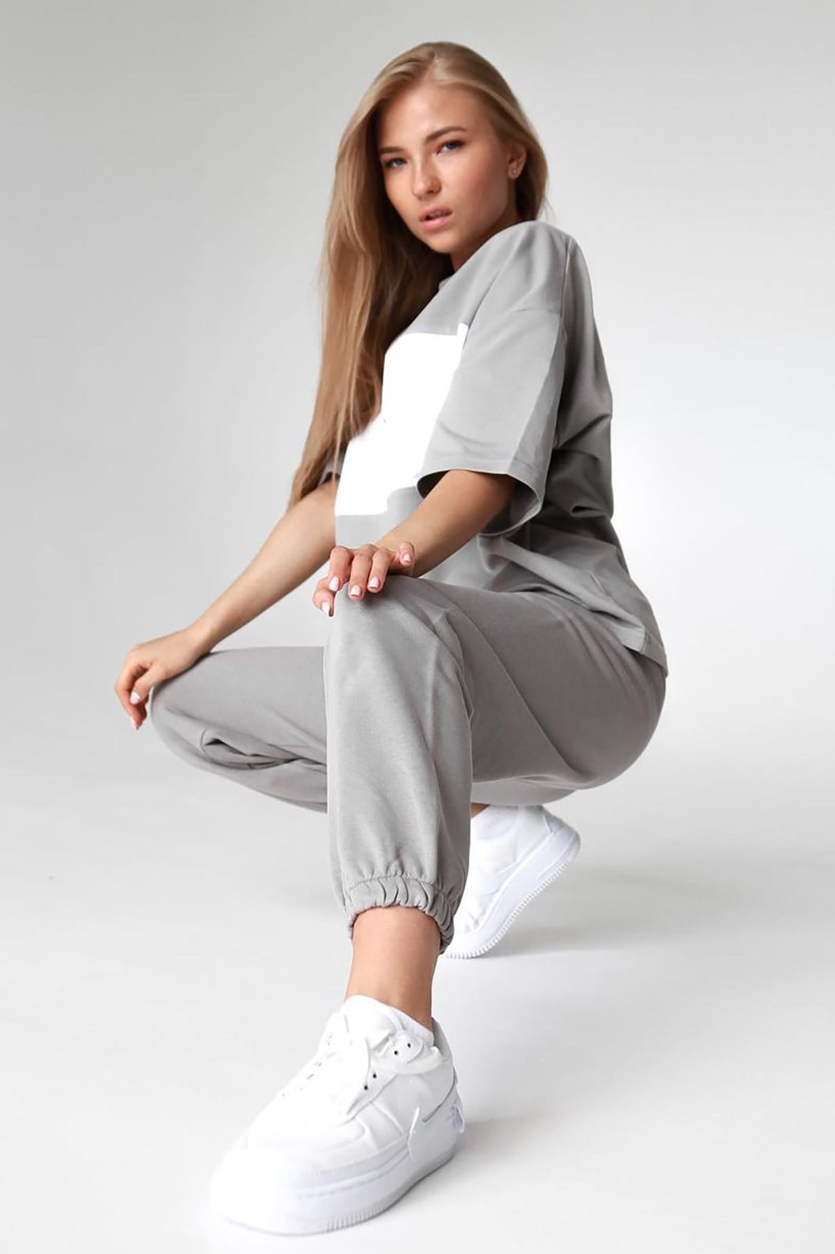 Mad Girls Boyalı Gri Nakışlı Tişört MG1421