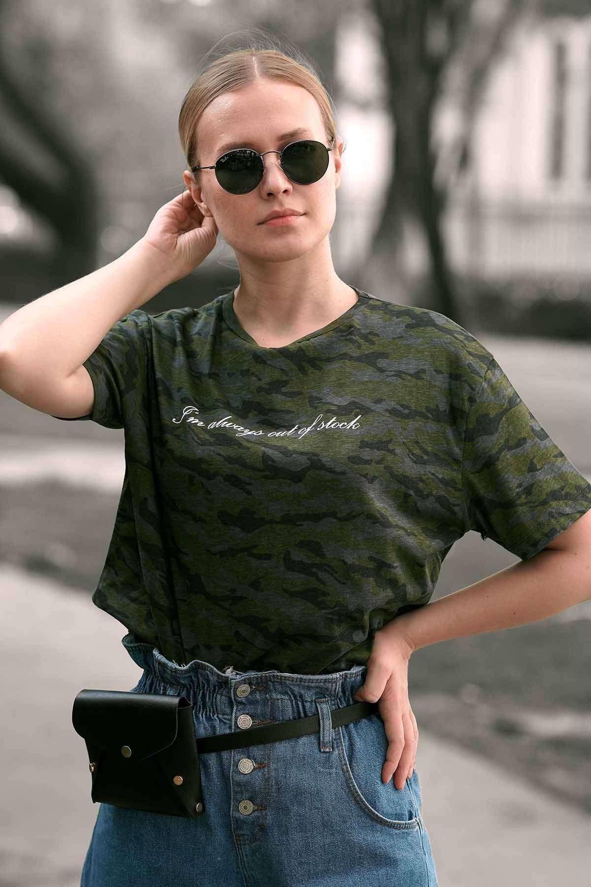 Mad Girls Haki Kamuflaj Desenli Baskılı Tişört MG457