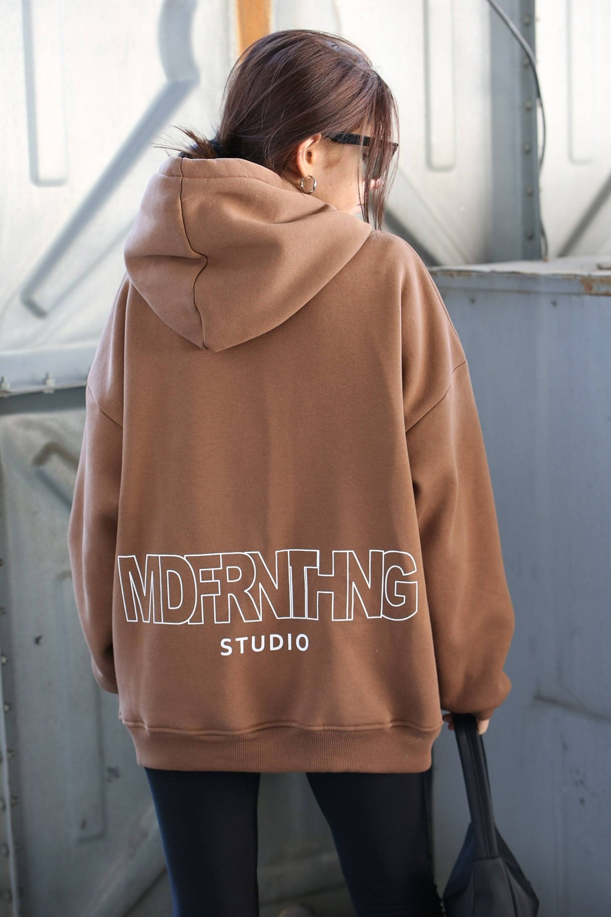 Mad Girls Kahverengi Baskılı Oversize Sweatshirt MG1287