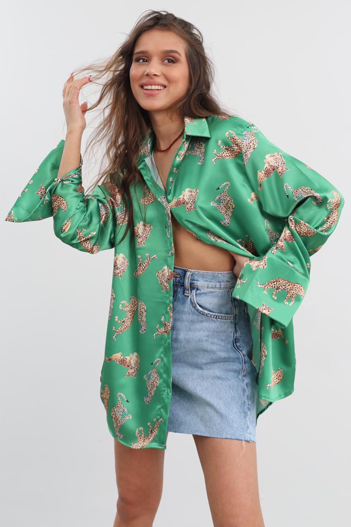 Mad Girls Leoparlı Yeşil Saten Gömlek MG187