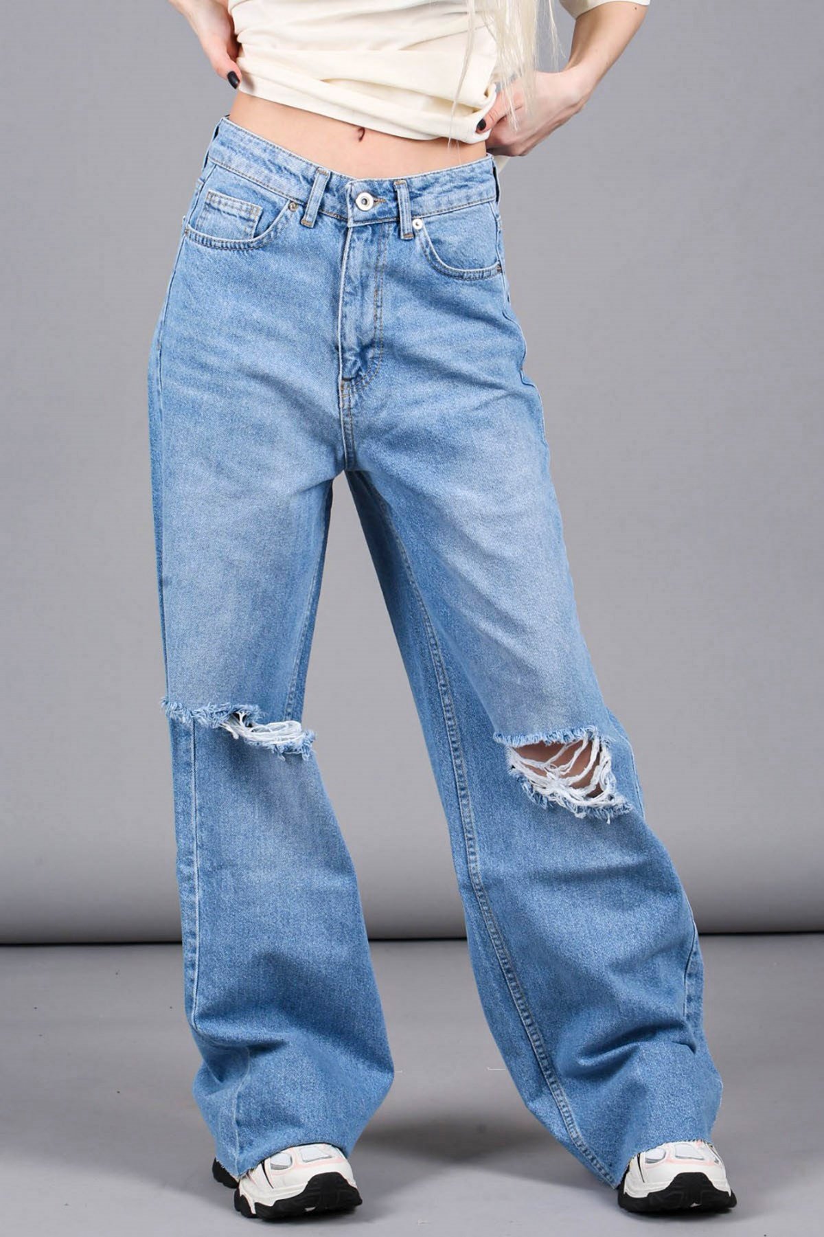 Mad Girls Ripped Blue Jeans MG1024