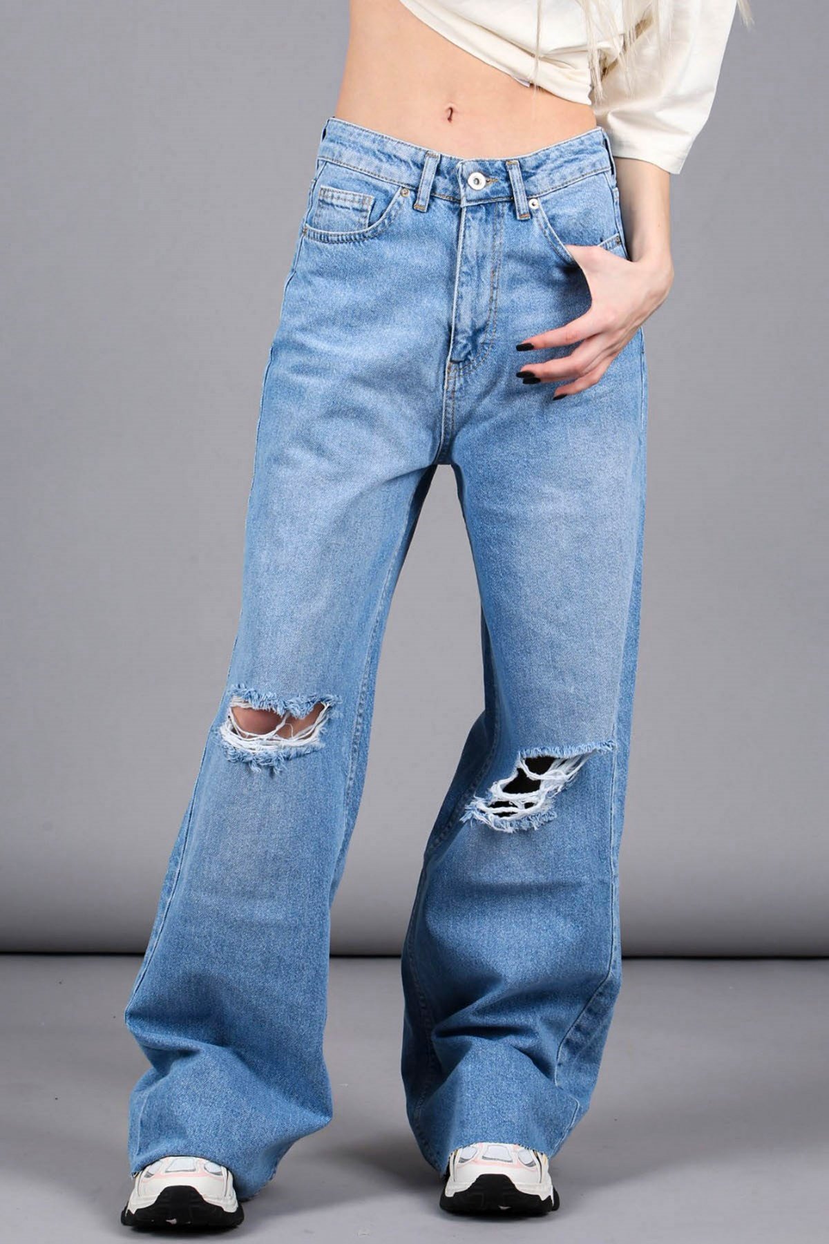 Mad Girls Ripped Blue Jeans MG1024