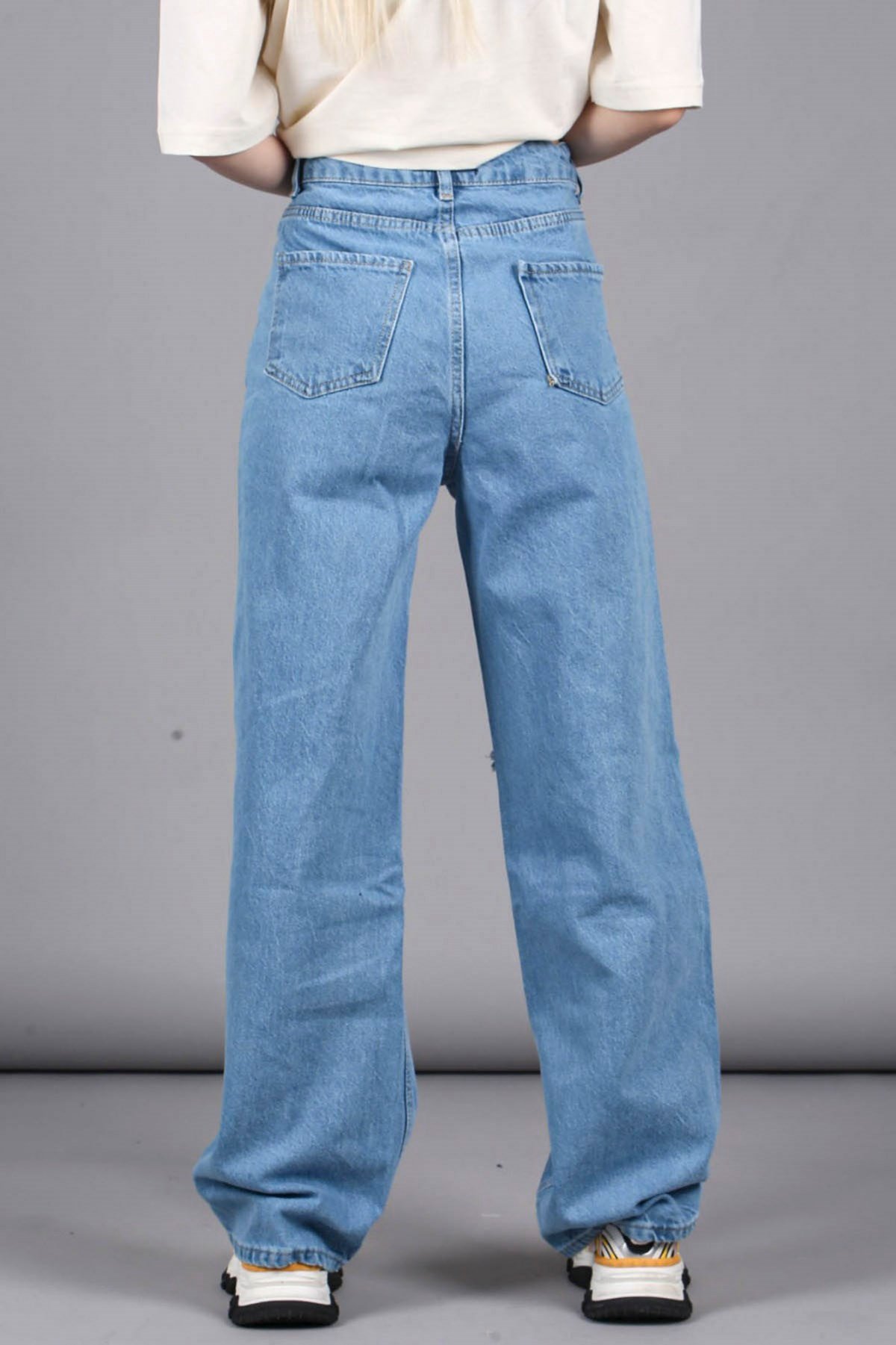 Mad Girls Straight Leg Ripped Blue Jeans Mg1152