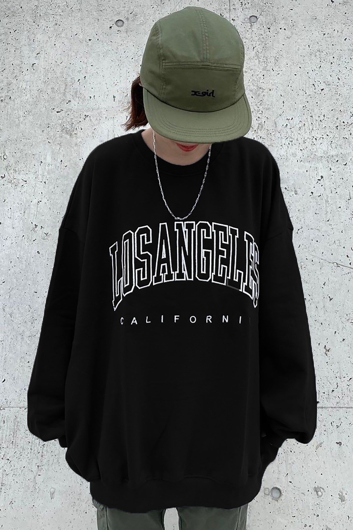 Mad Girls Siyah Baskılı Oversize Kadın Sweatshirt MG780