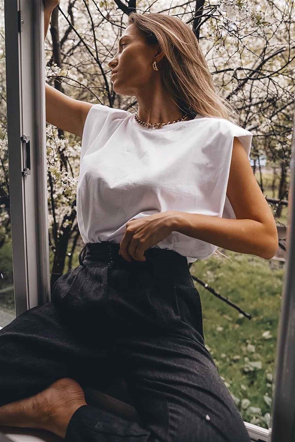 Mad Girls Vatkalı Beyaz Kadın Tshirt MG228