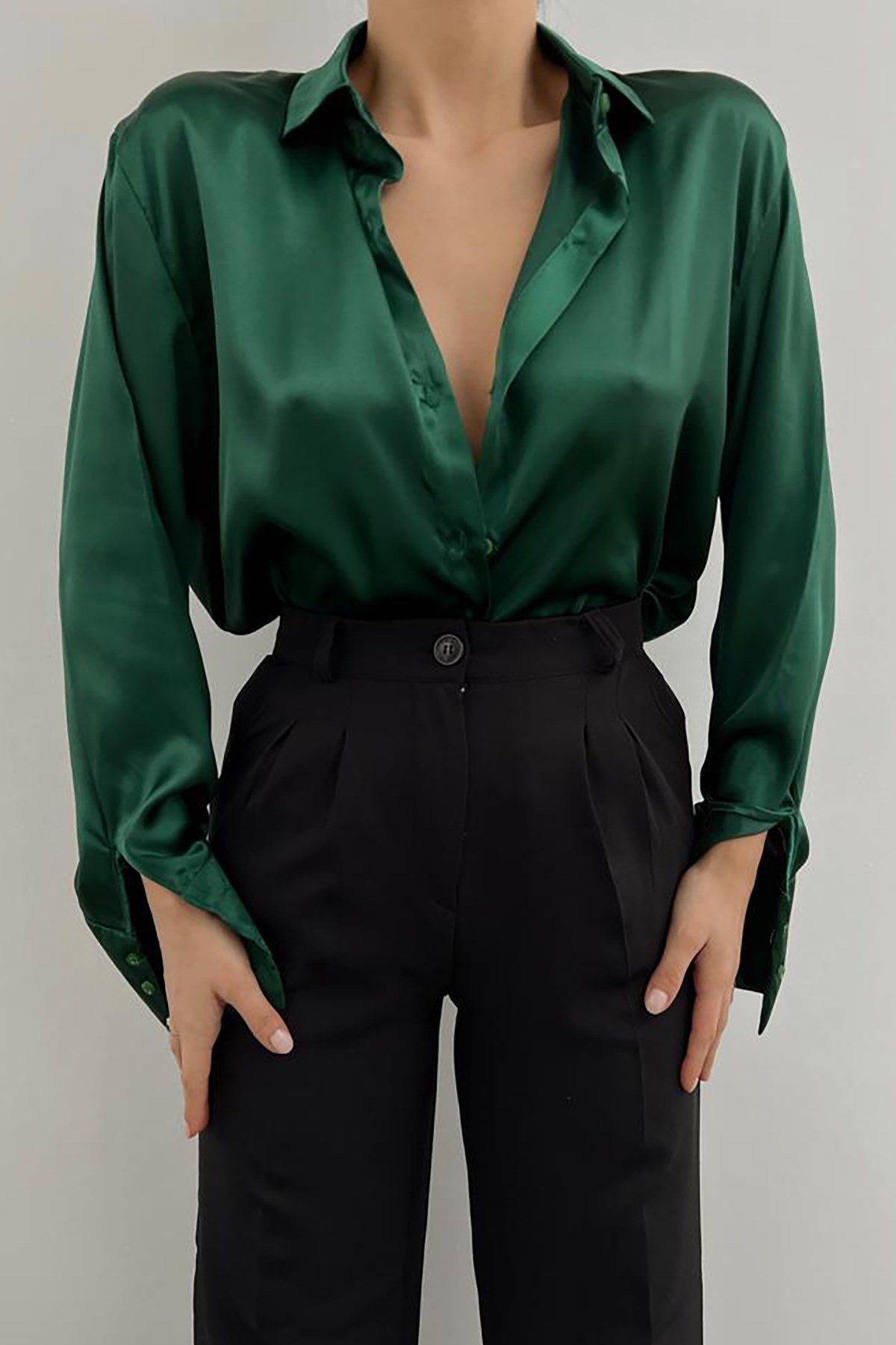 Mad Girls Zümrüt Yeşili Saten Gömlek MG1307