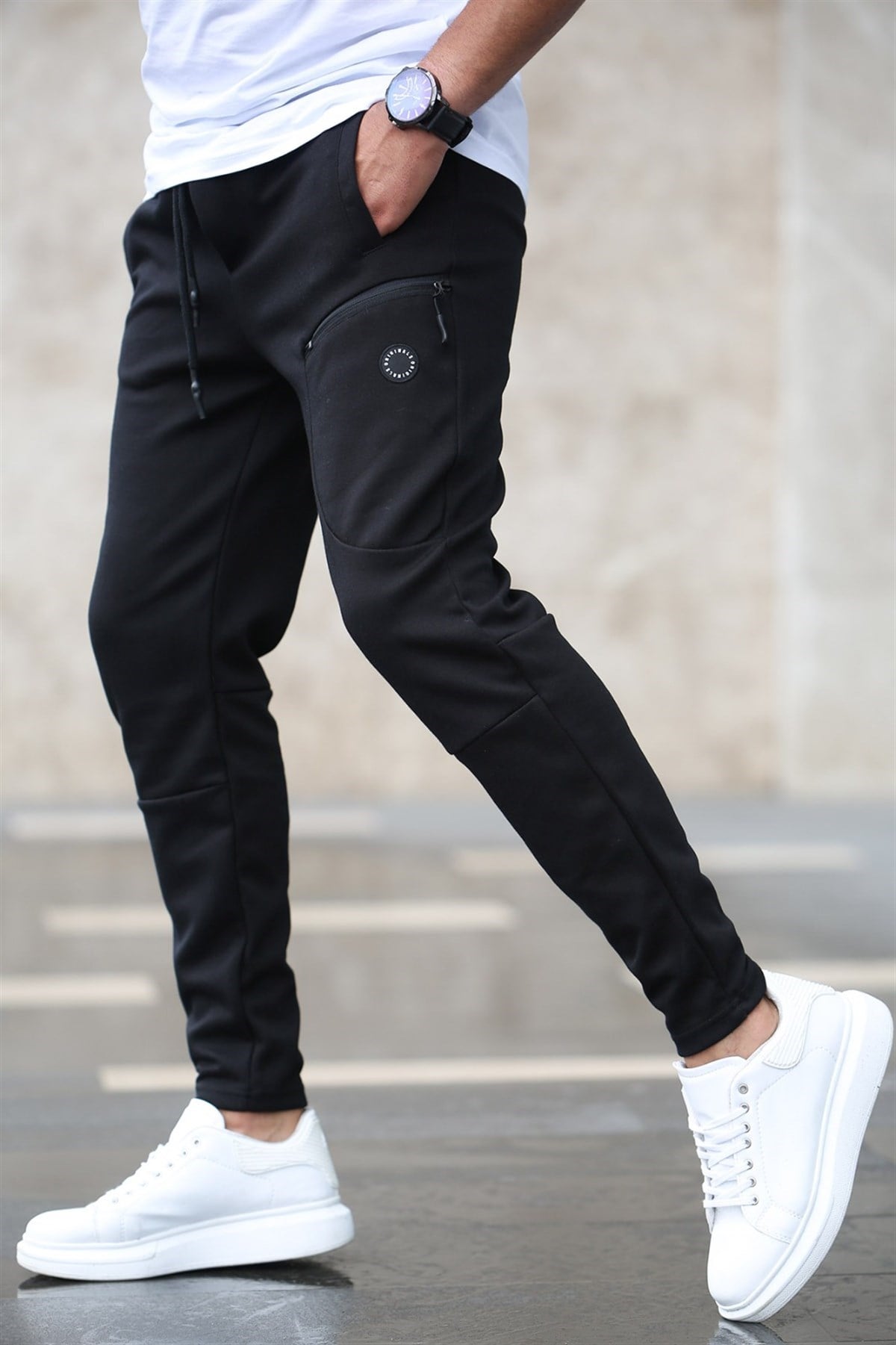 Madmext Black Zipper Detailed Sweatpants 4207