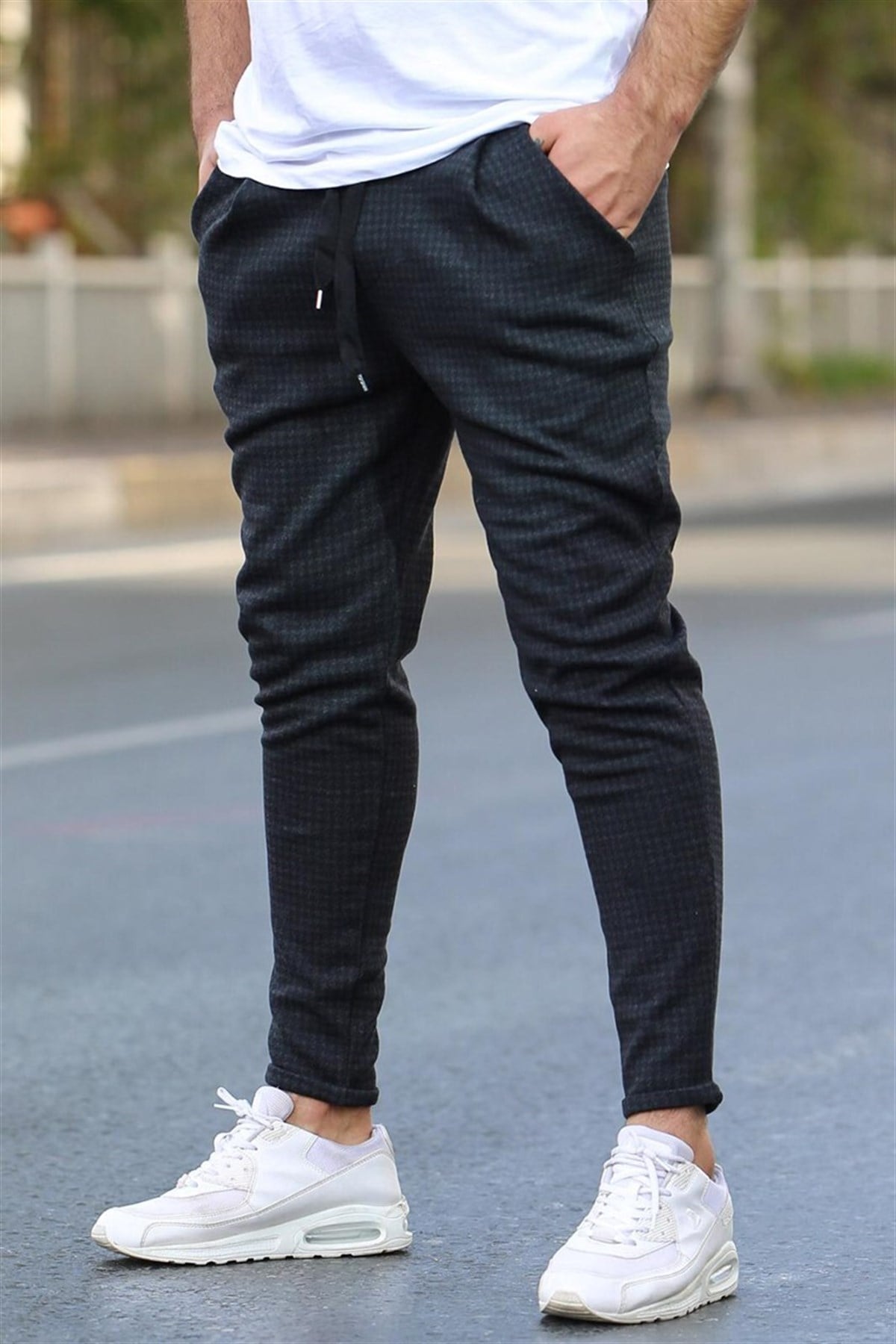 Madmext Black Checked Sweatpants 4219