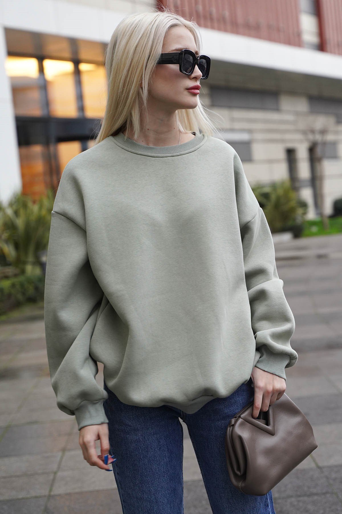 Mint Yeşili Bisiklet Yaka Basic Sweatshirt MG1559