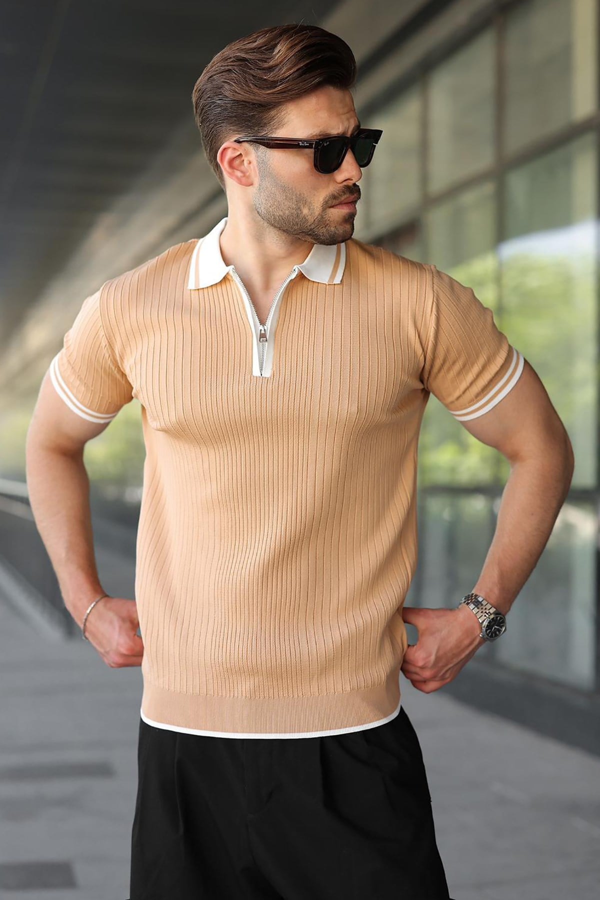 POLO T-SHIRT