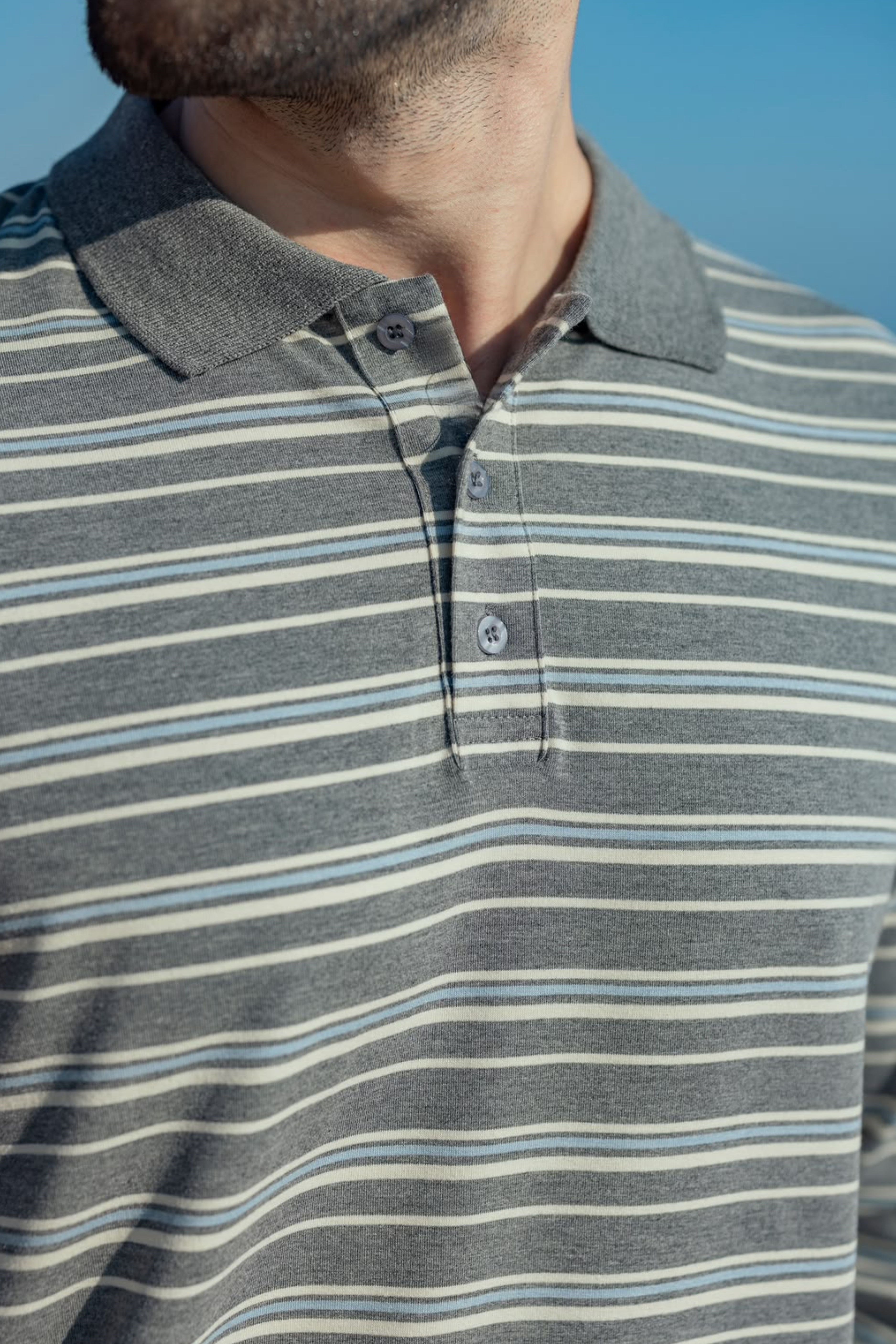 POLO T-SHIRT