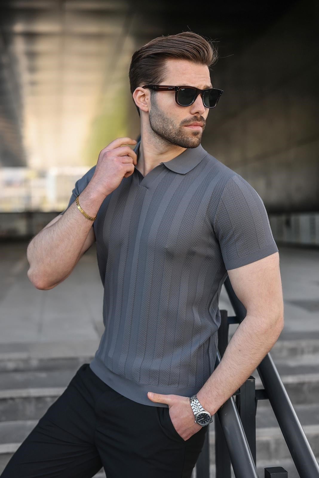 POLO T-SHIRT