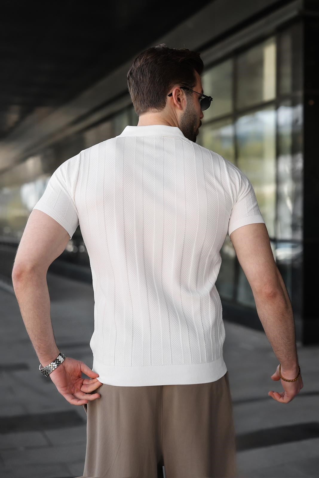 POLO T-SHIRT