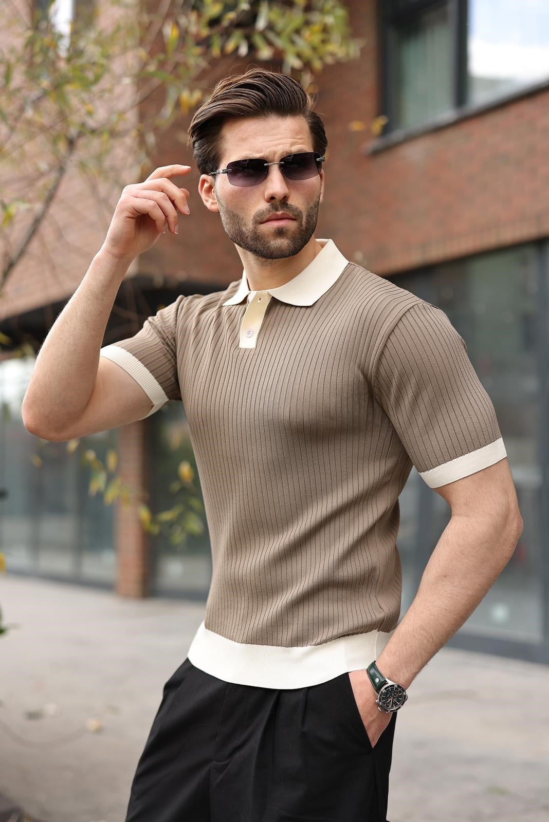 POLO T-SHIRT