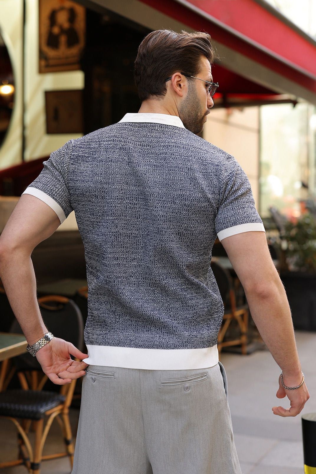 POLO T-SHIRT