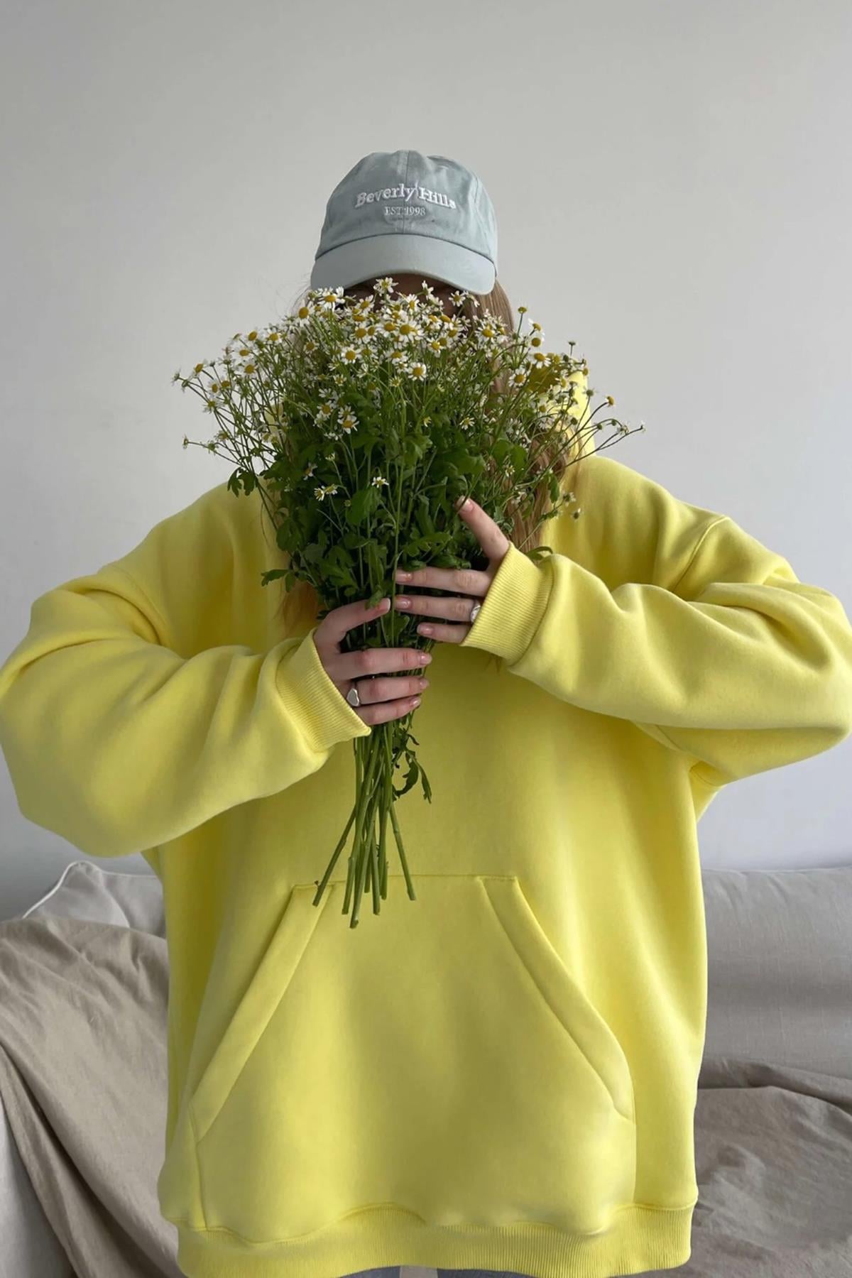 Sarı Kapüşonlu Şardonlu Oversize Sweatshirt MG1566