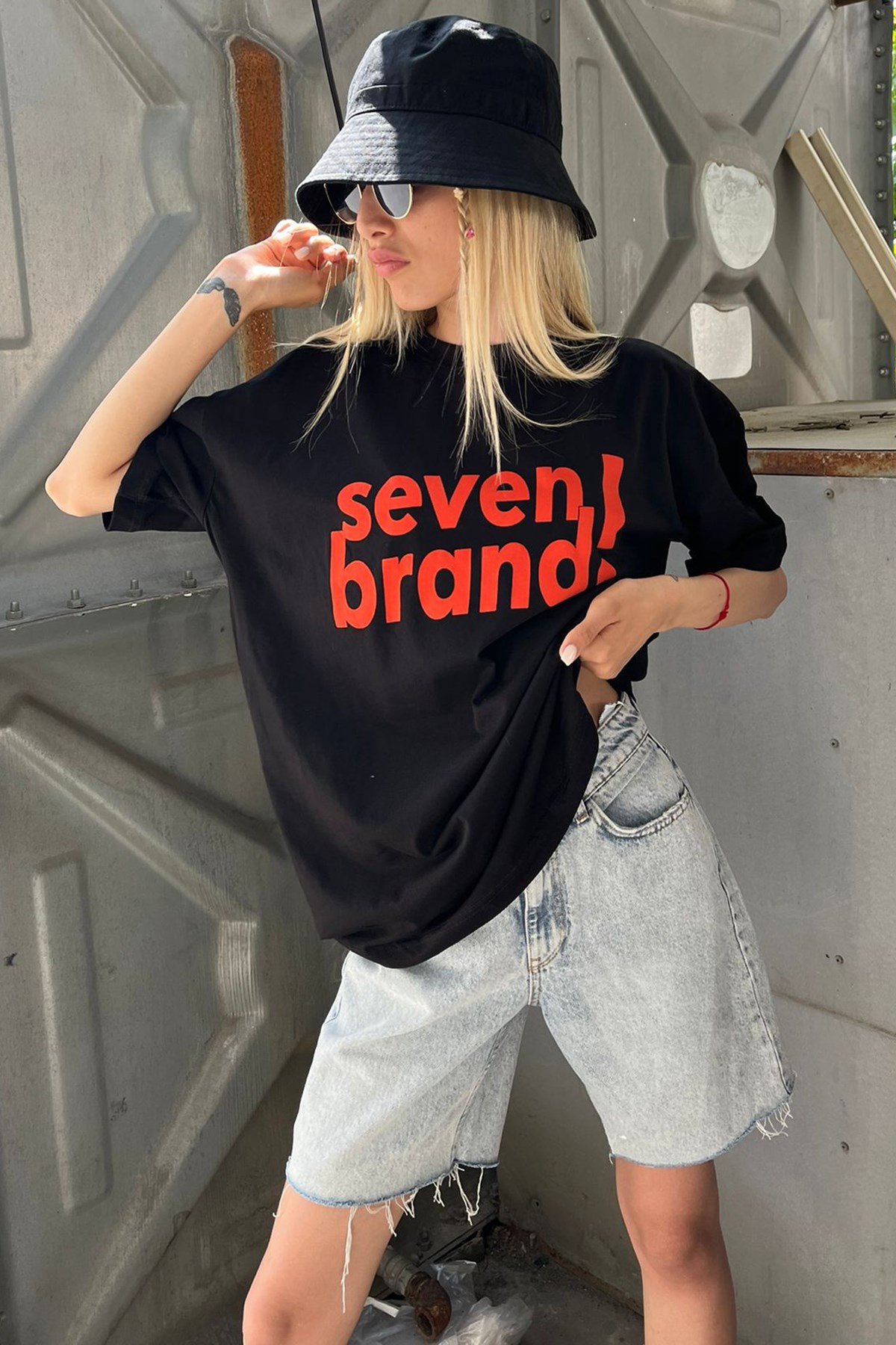 Siyah Baskılı Oversize Tişört MG1489