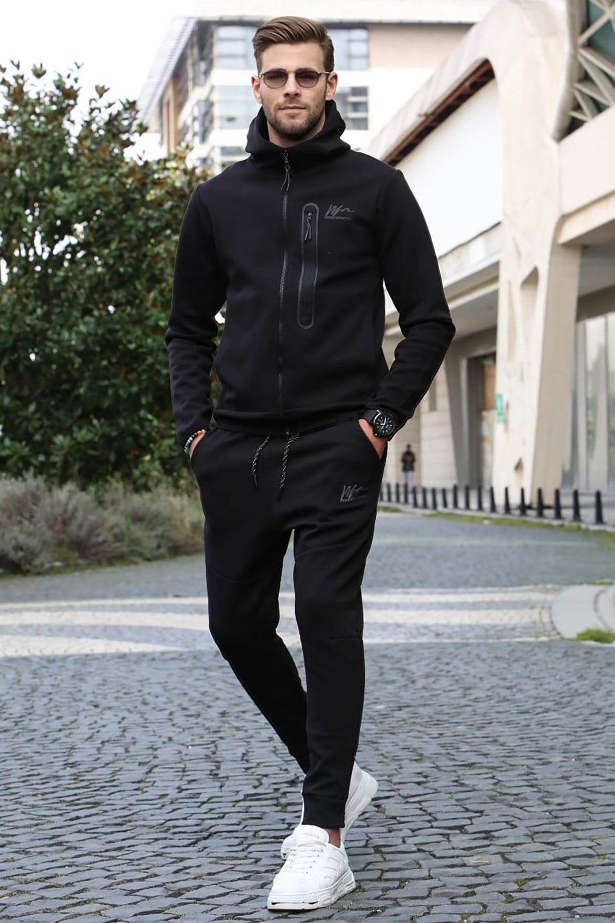 Men Printed Black Tracksuit 