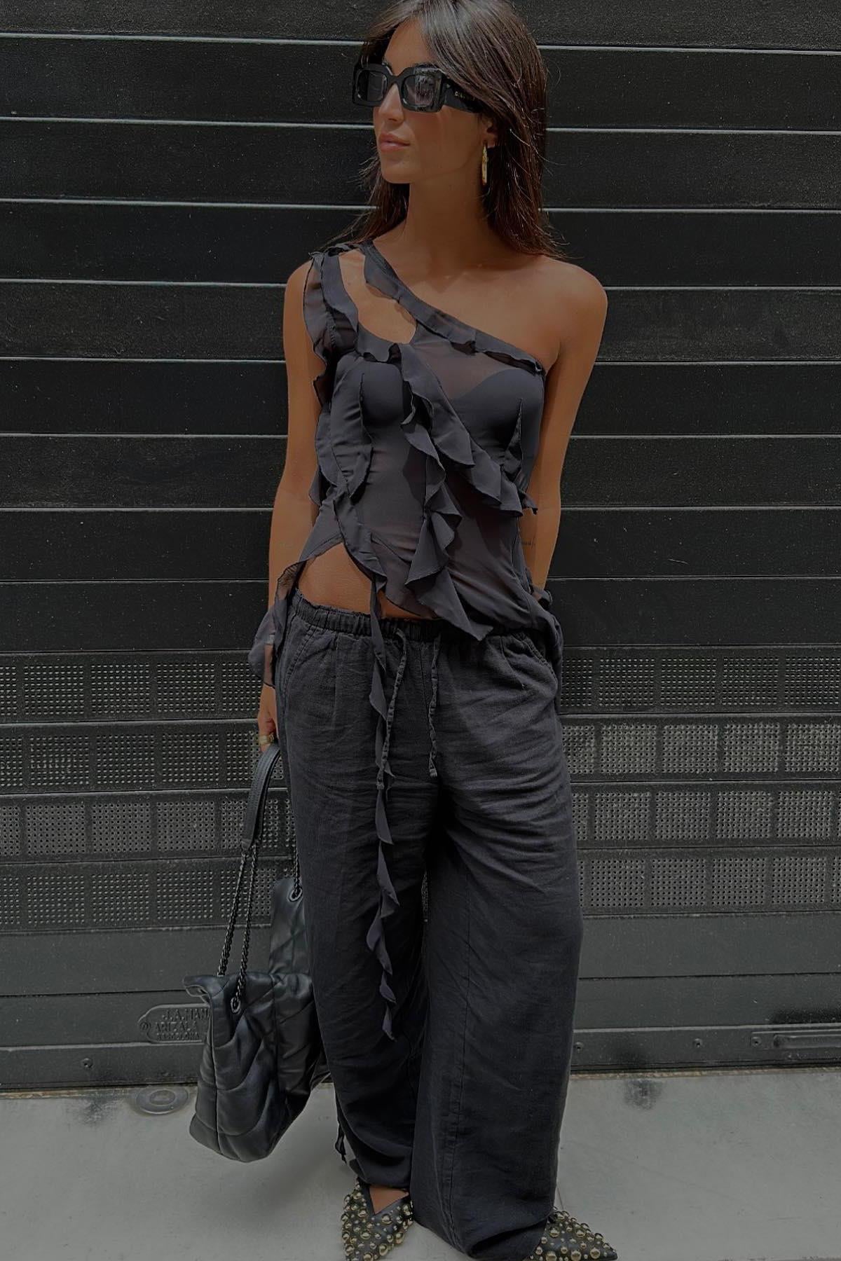 Siyah Beli Büzgülü Wide Leg Kumaş Pantolon MG1950