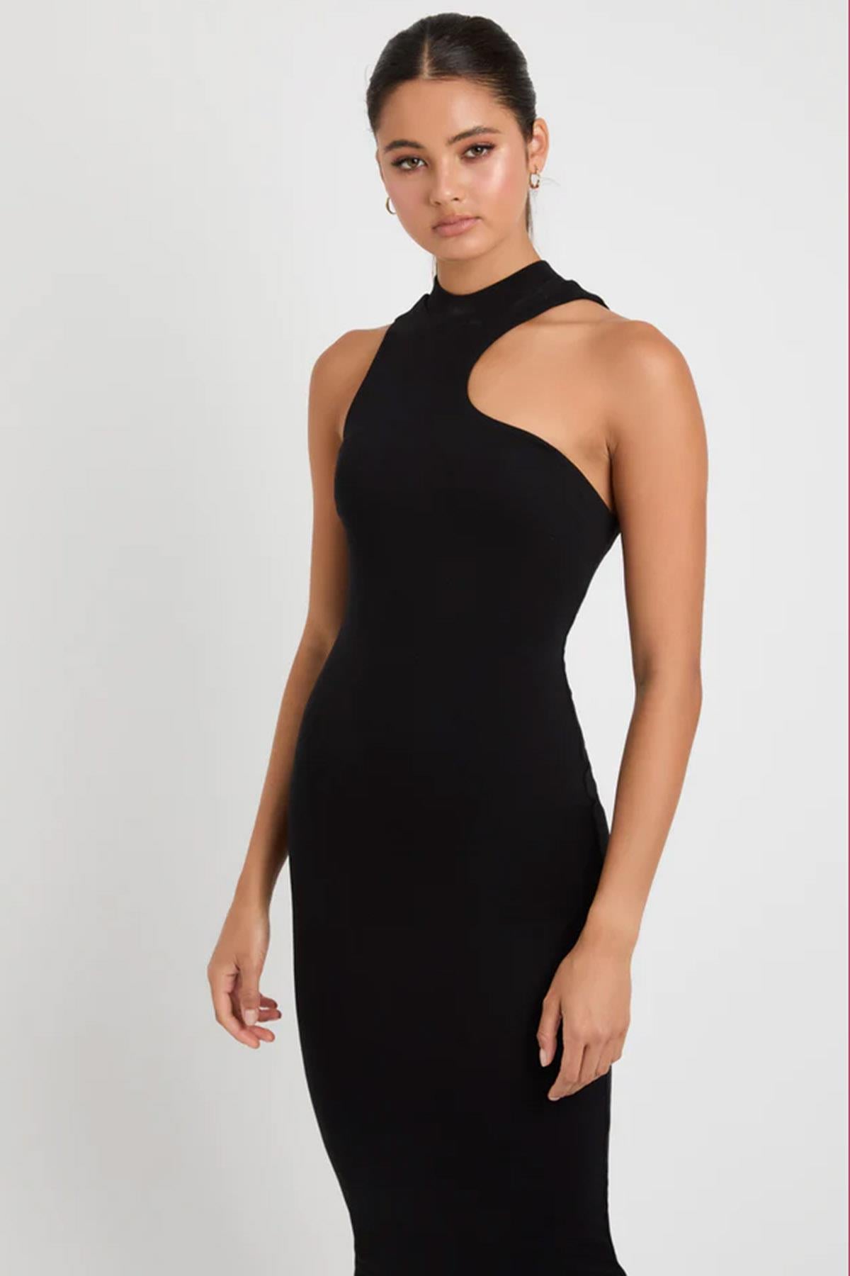 Siyah  Halter Yaka Omuzları Dekolteli  Uzun Basic Elbise MG1715