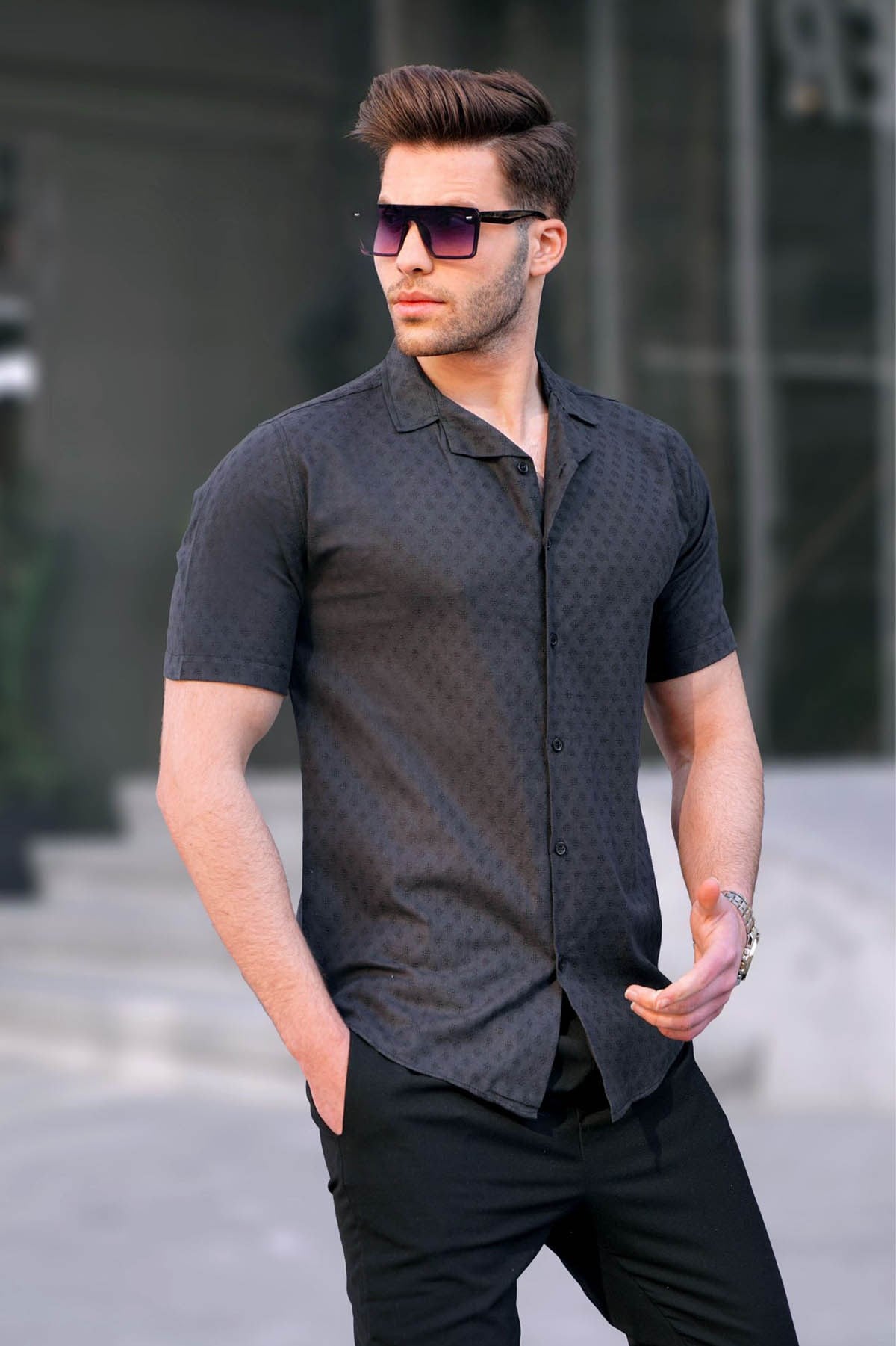 Siyah Slim Fit %100 Pamuk Kısa Kol Erkek Gömlek 5585