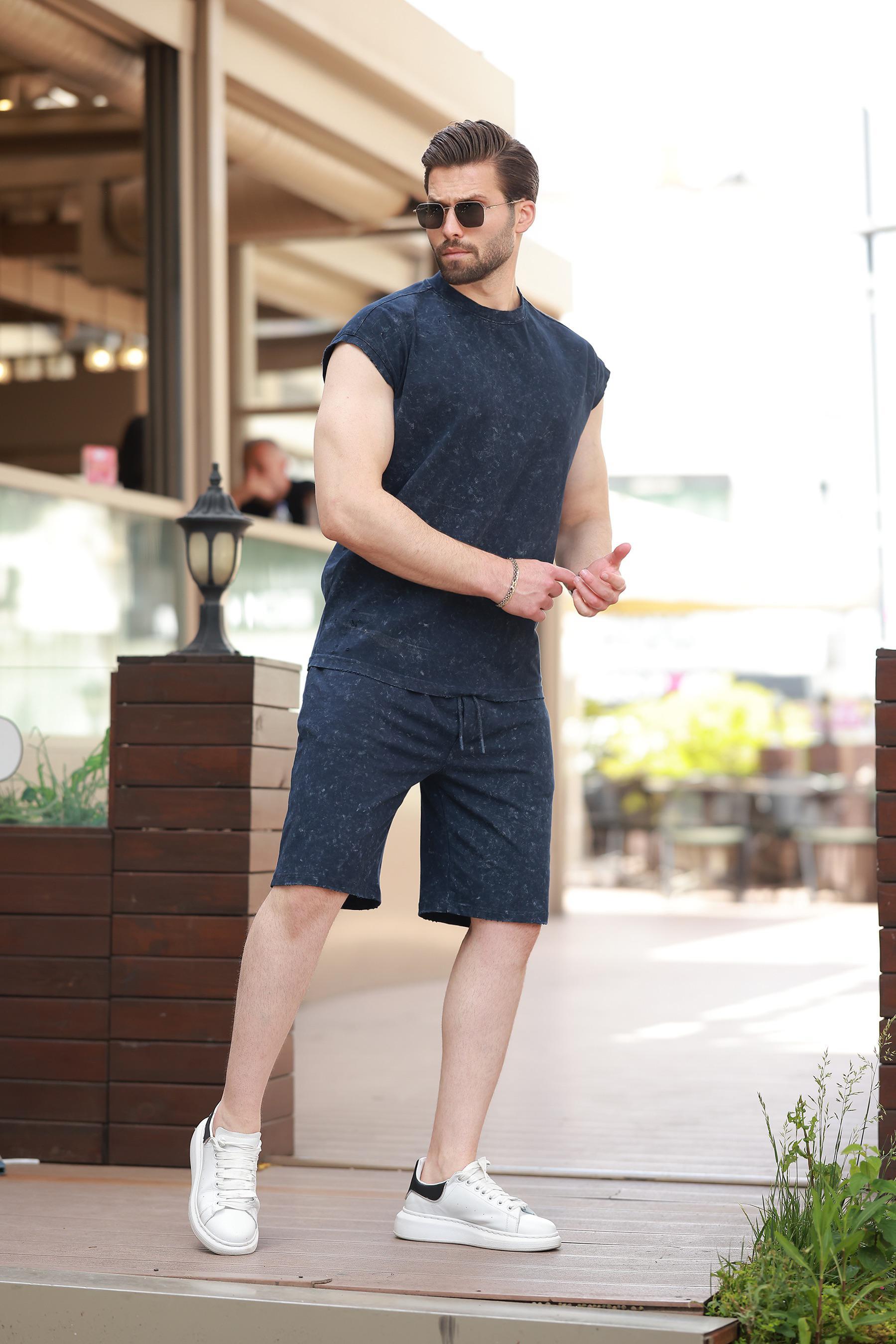 Short Set