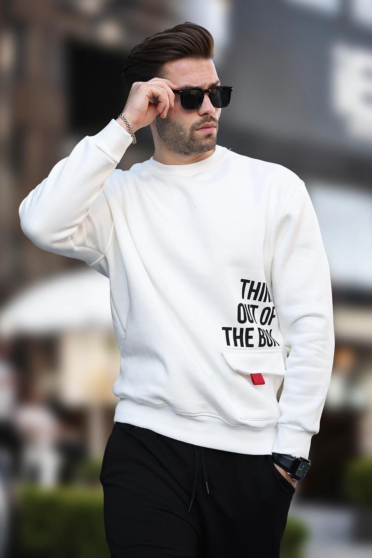 Sweatshirt