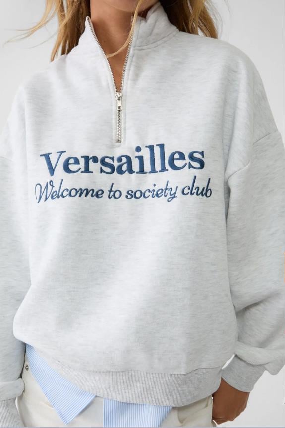 Sweatshirt