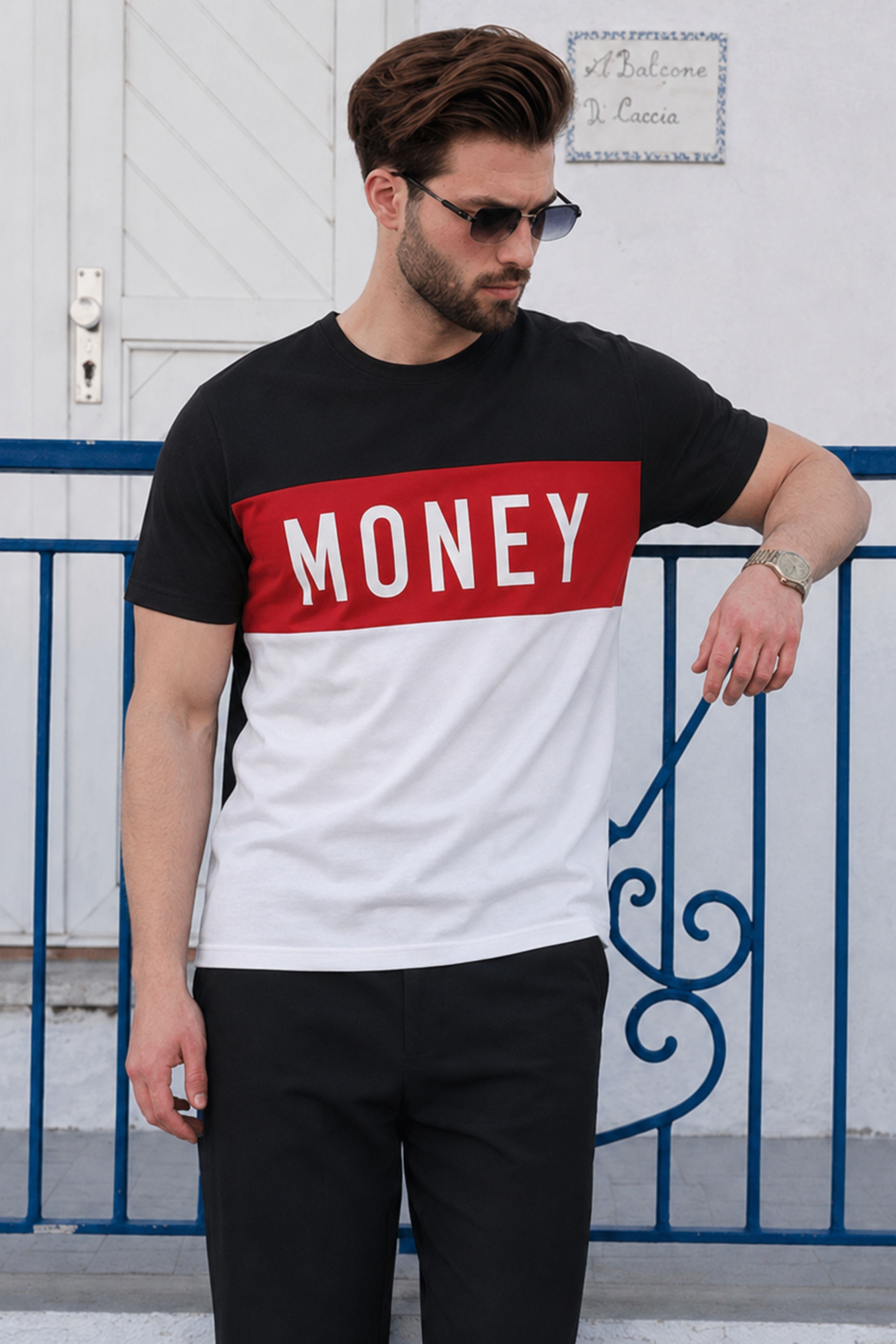 T-SHIRT