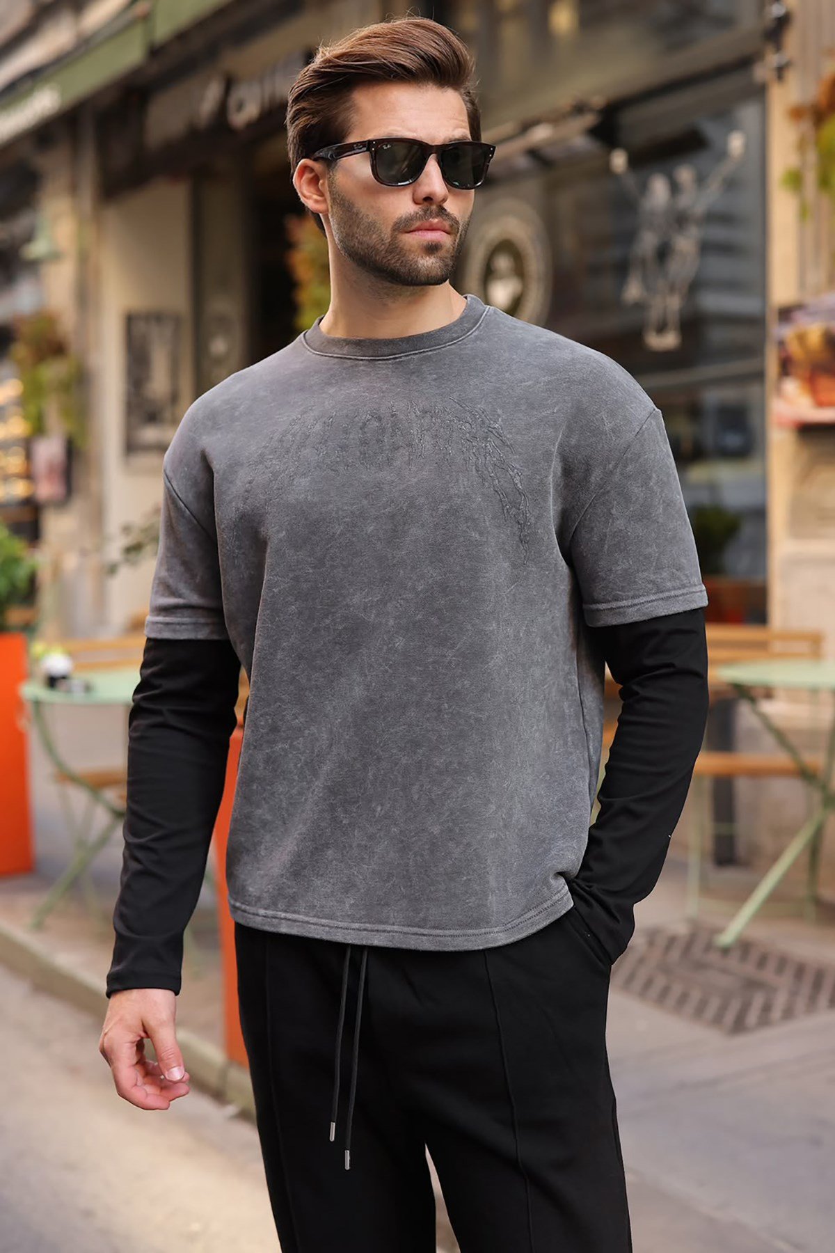 T-SHIRT