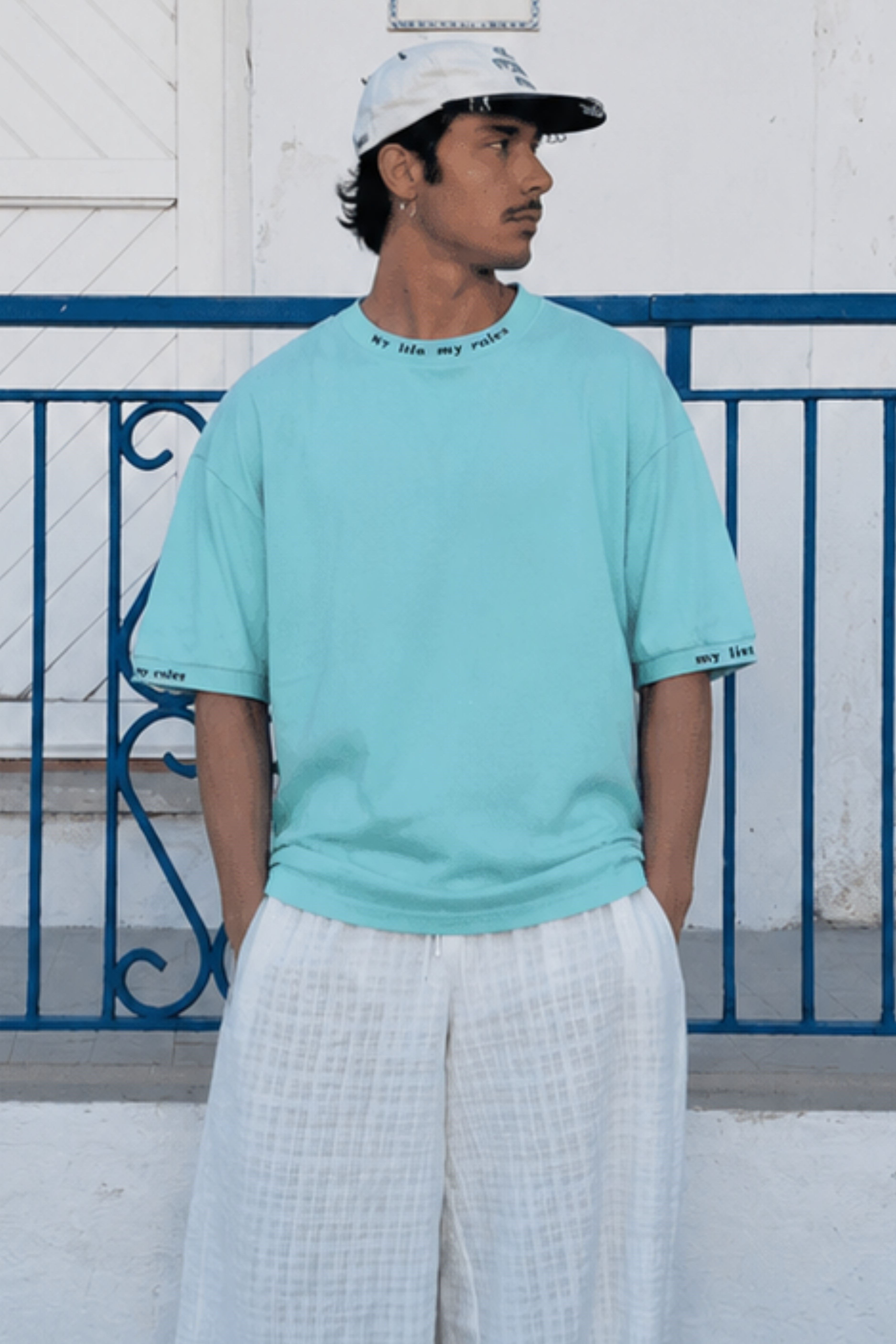 T-SHIRT