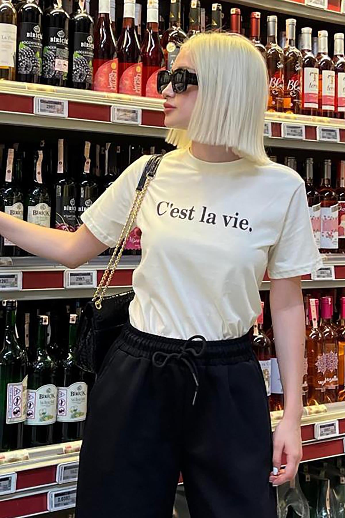 T-shirt