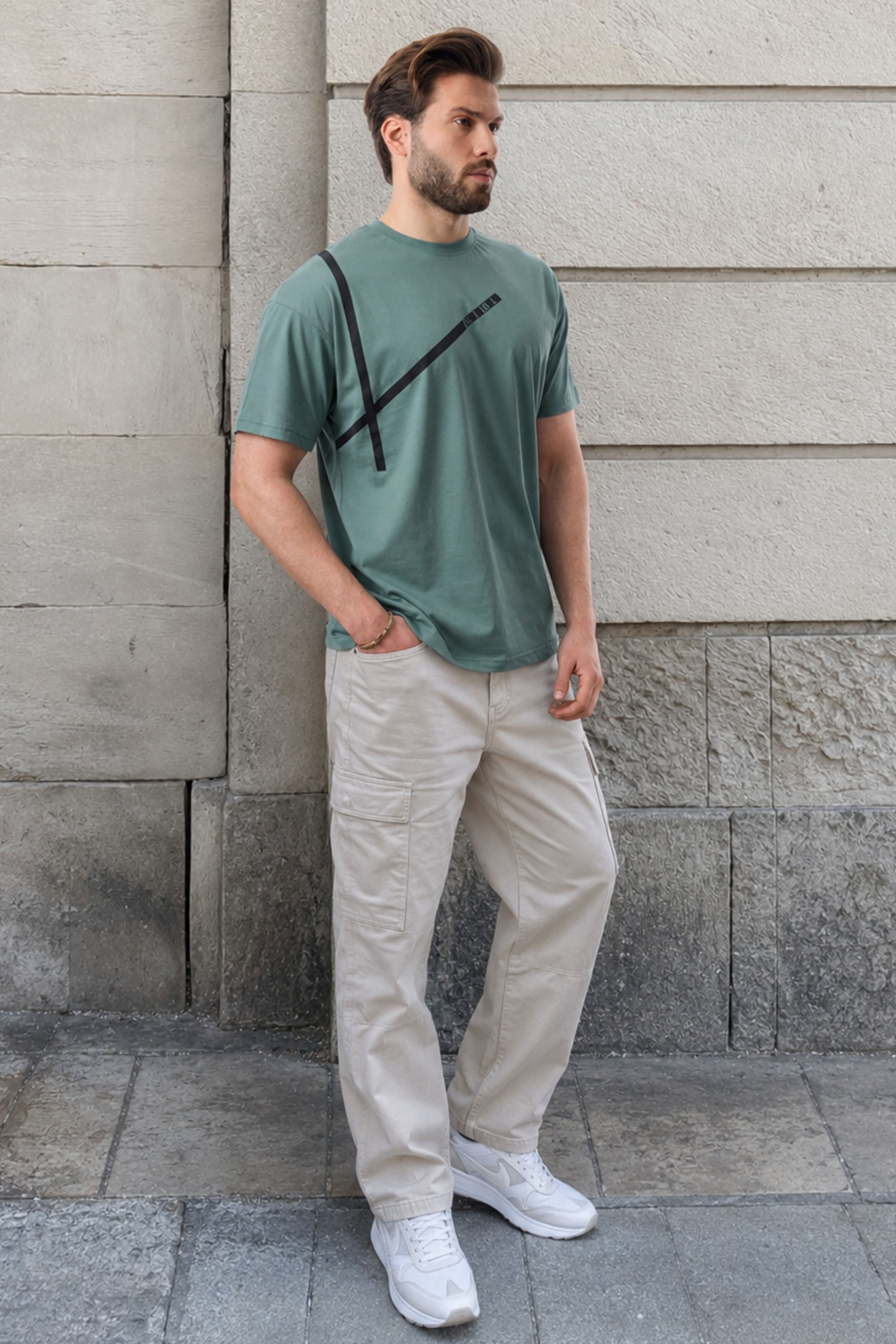 T-SHIRT