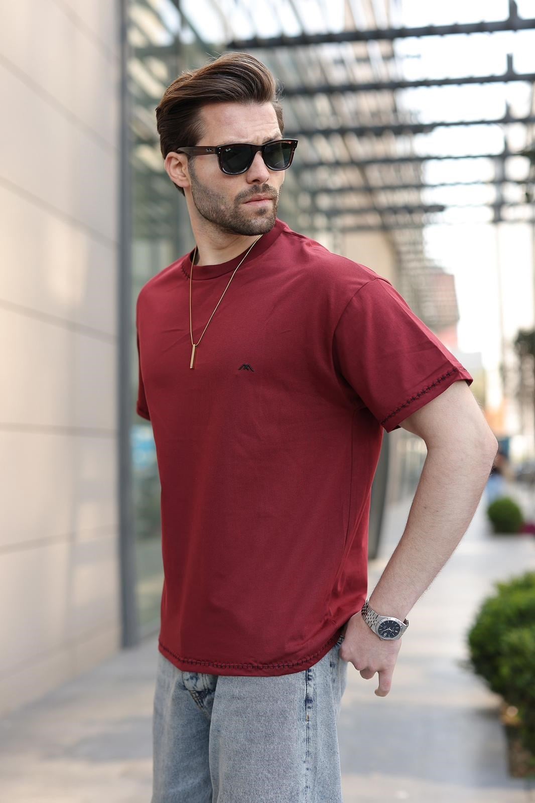 T-SHIRT