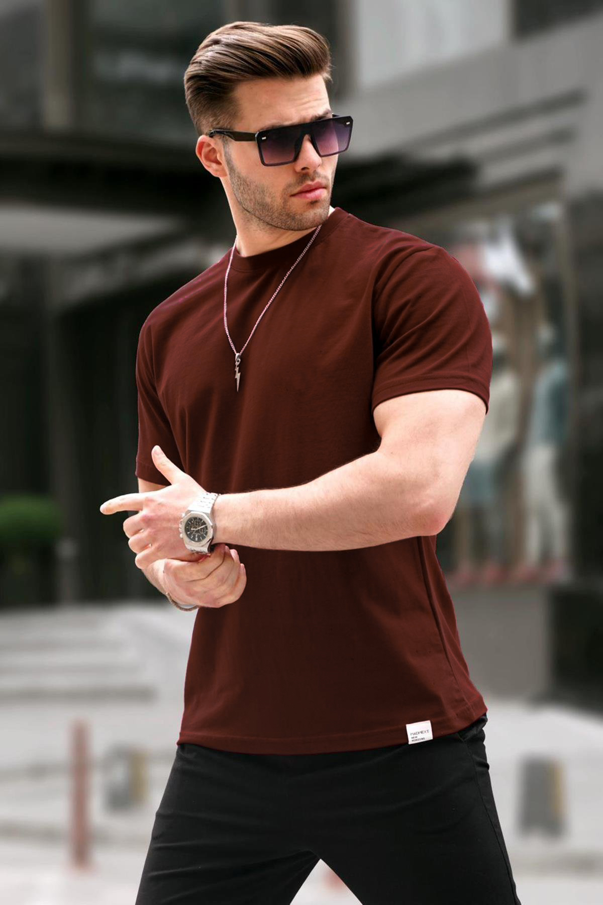 T-SHIRT