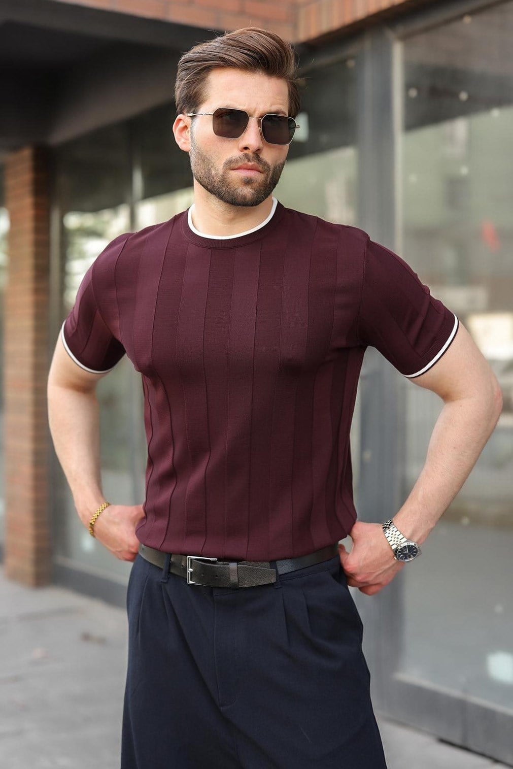 T-SHIRT