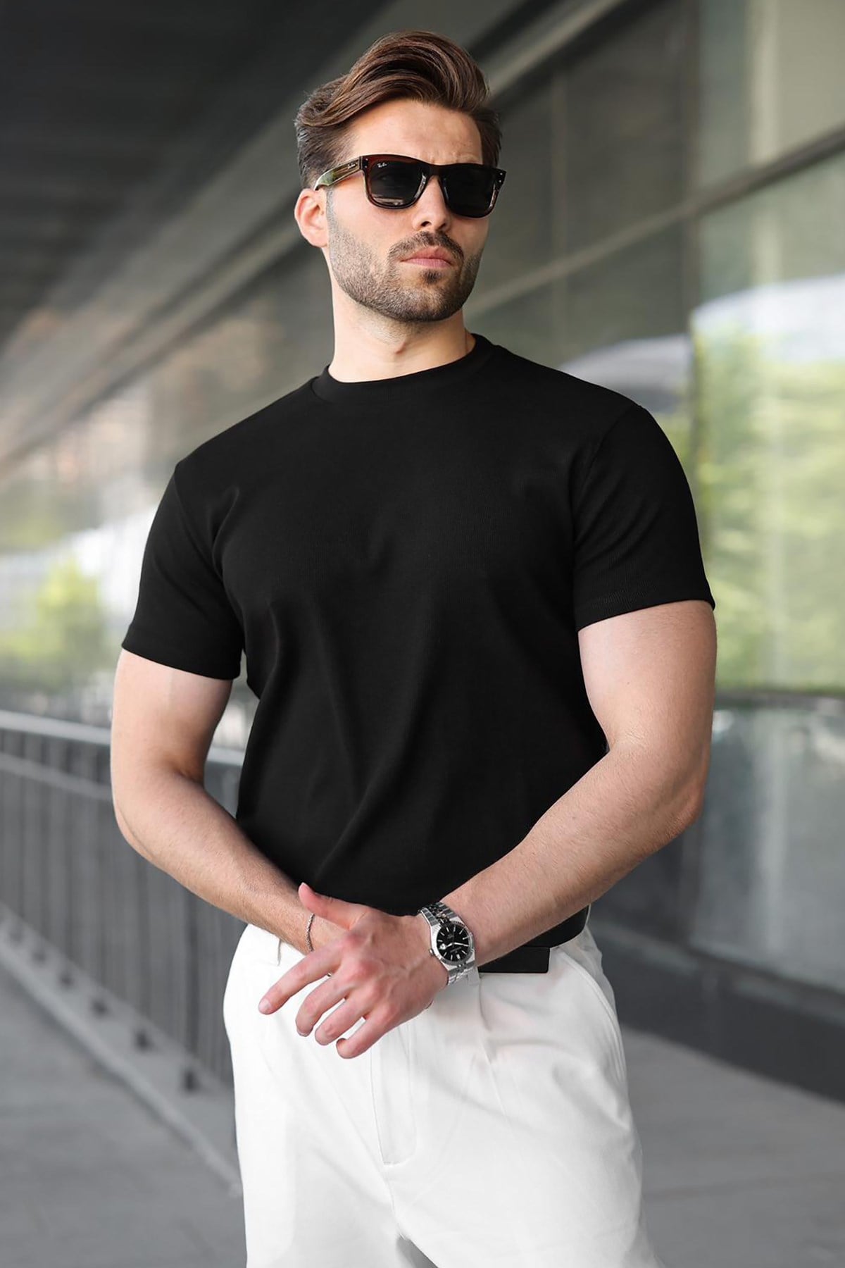 T-SHIRT
