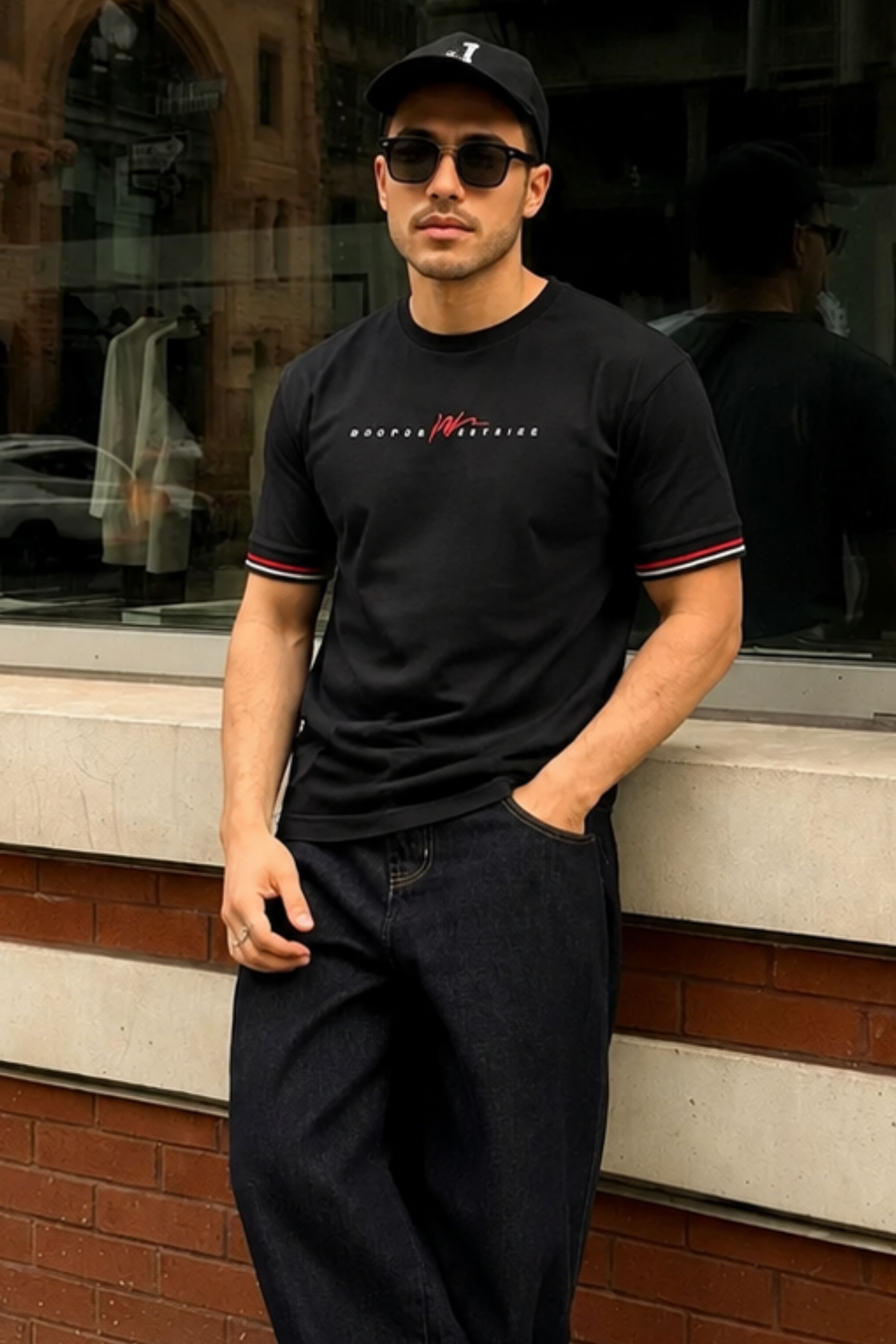 T-SHIRT
