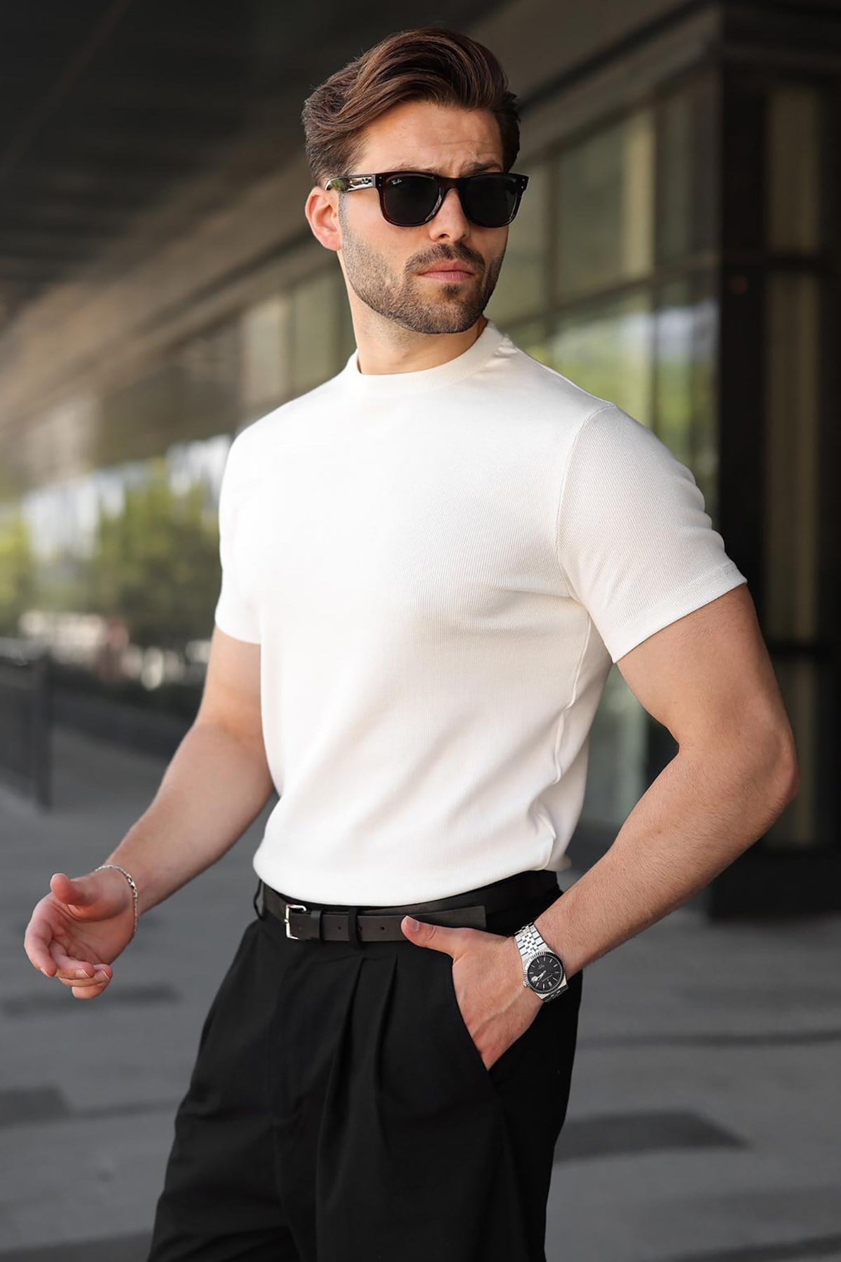 T-SHIRT