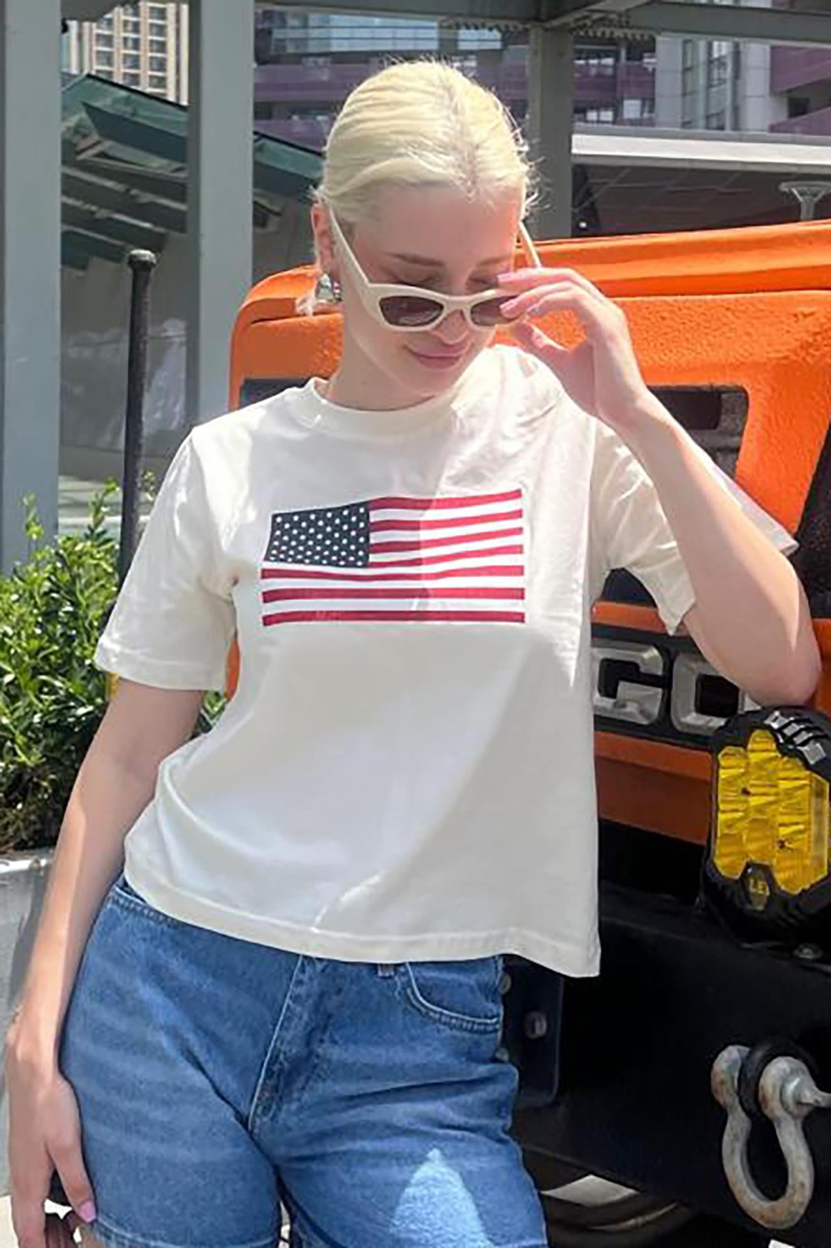 T-shirt