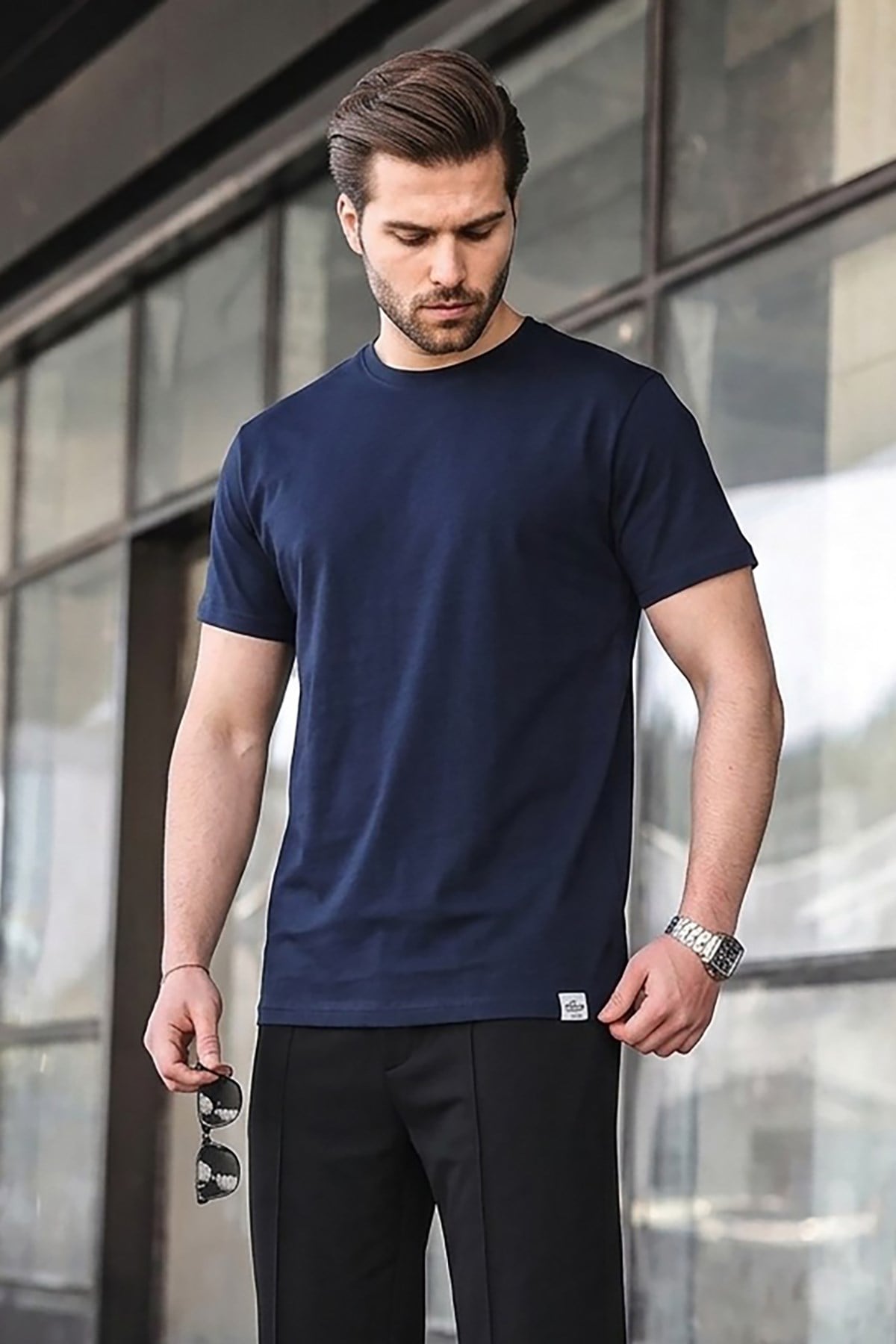 T-SHIRT