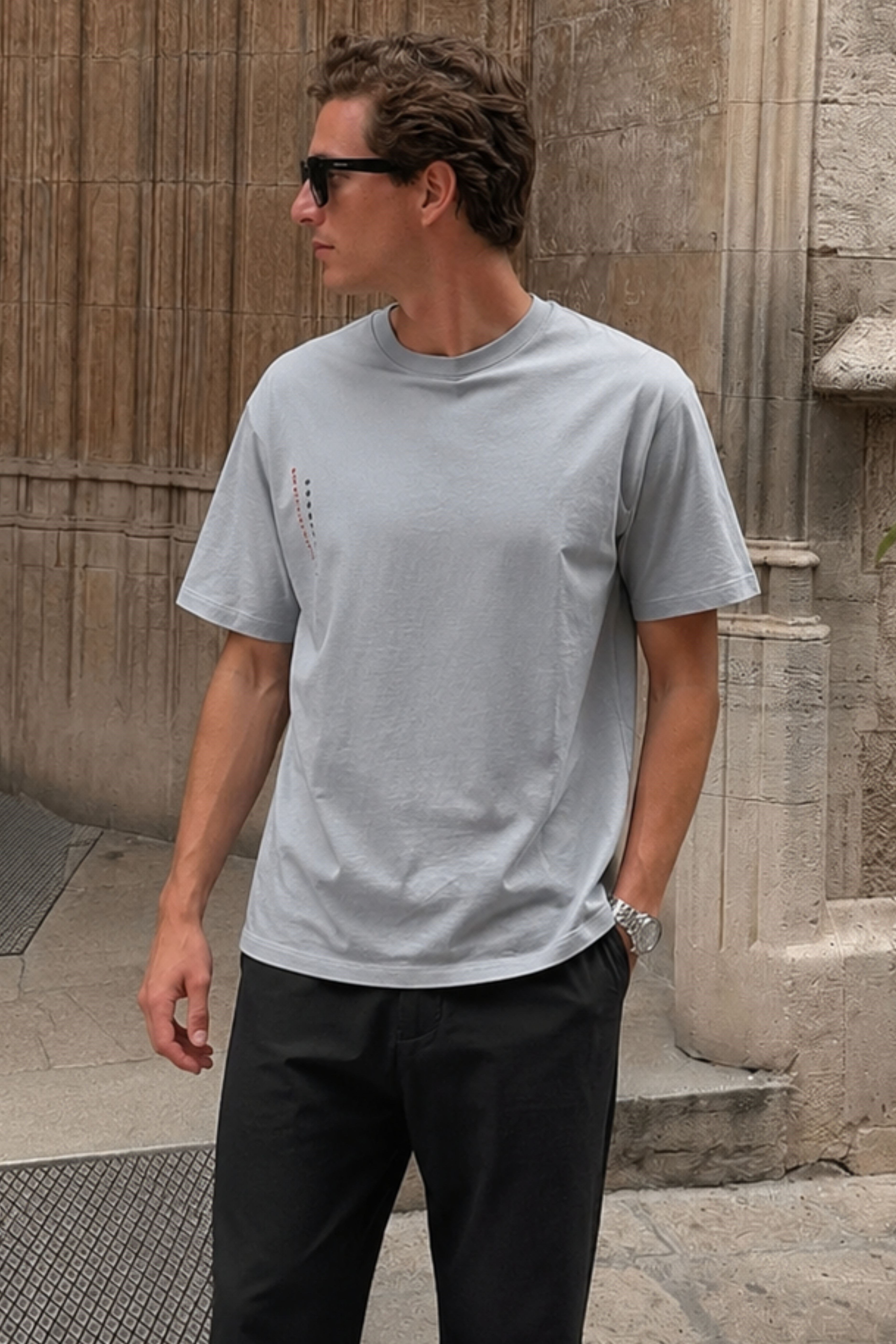 T-SHIRT