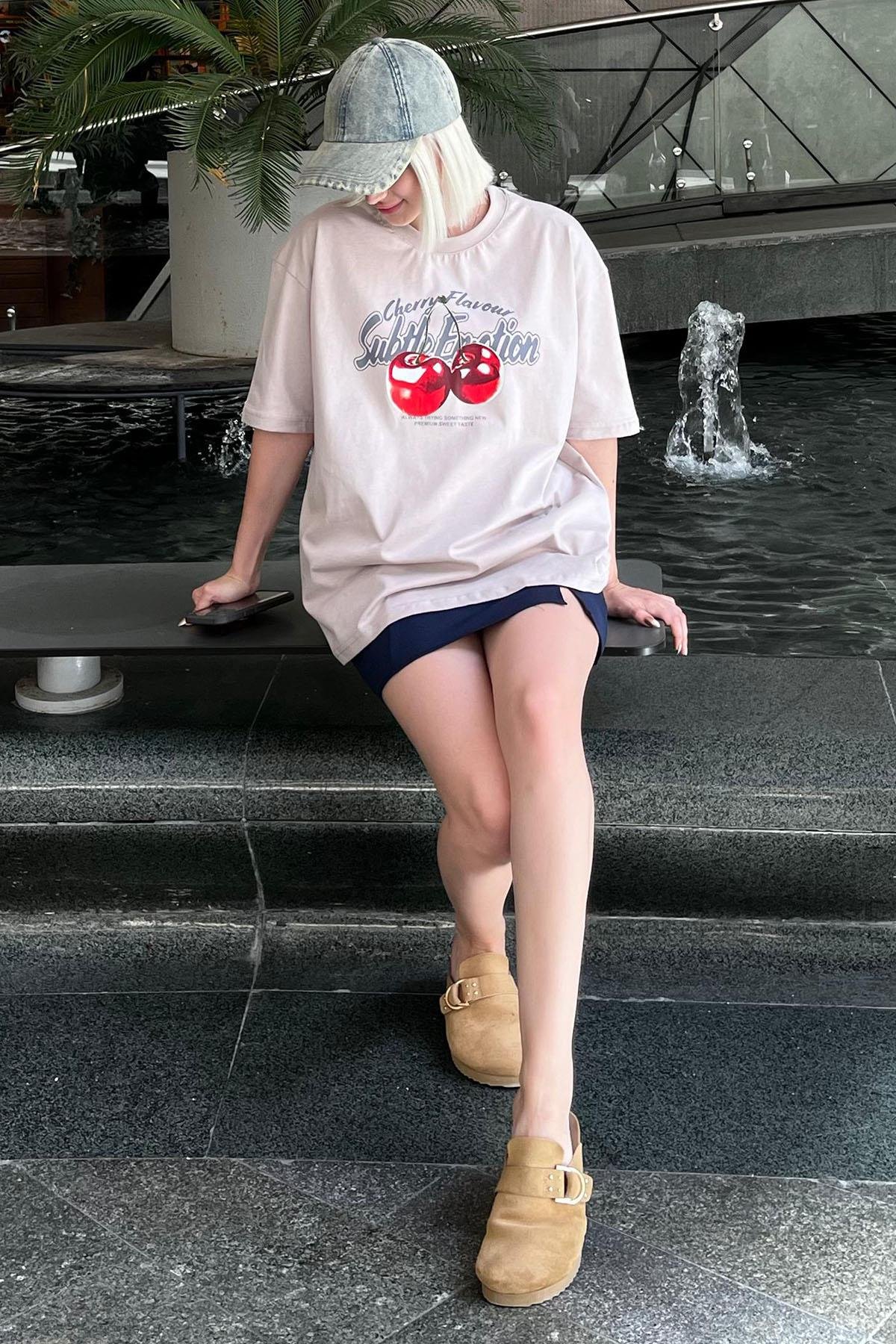 T-shirt