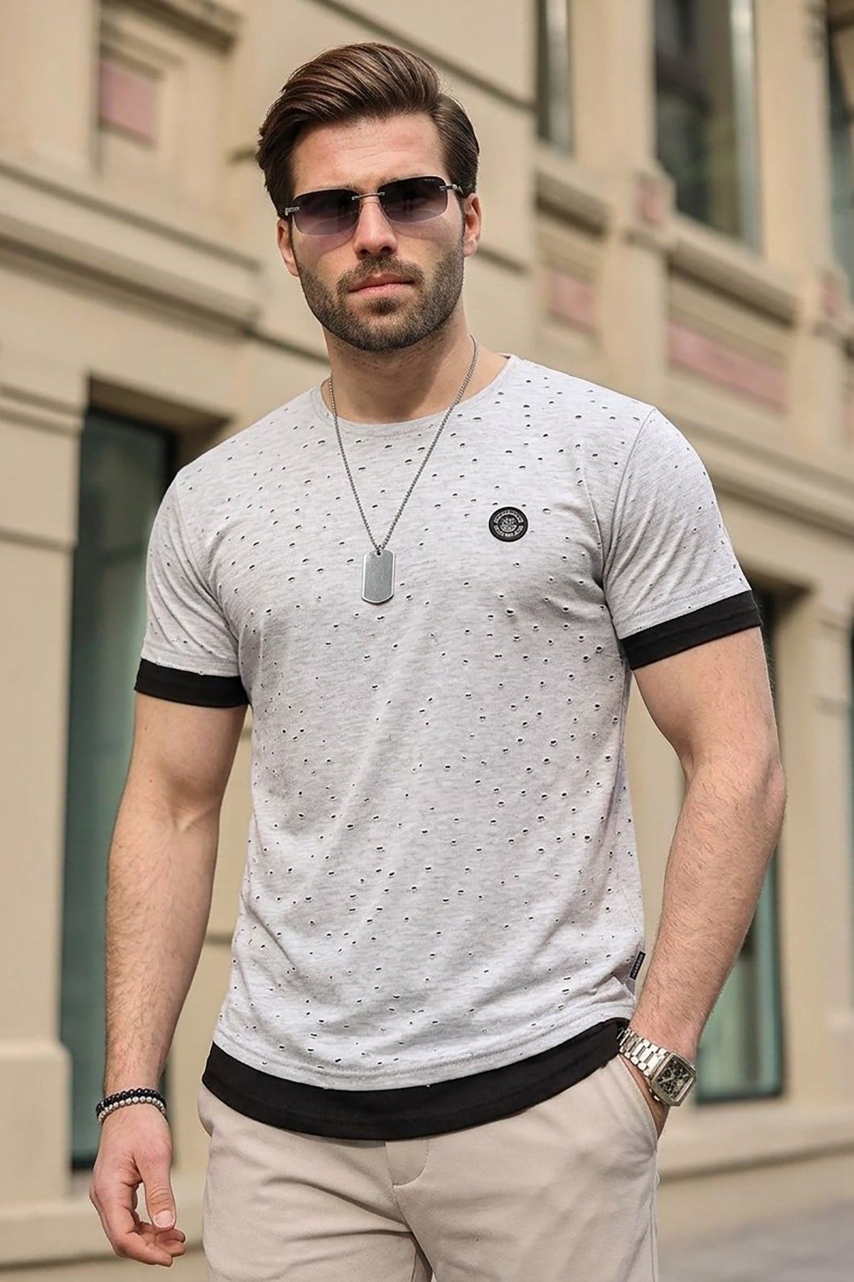 T-SHIRT